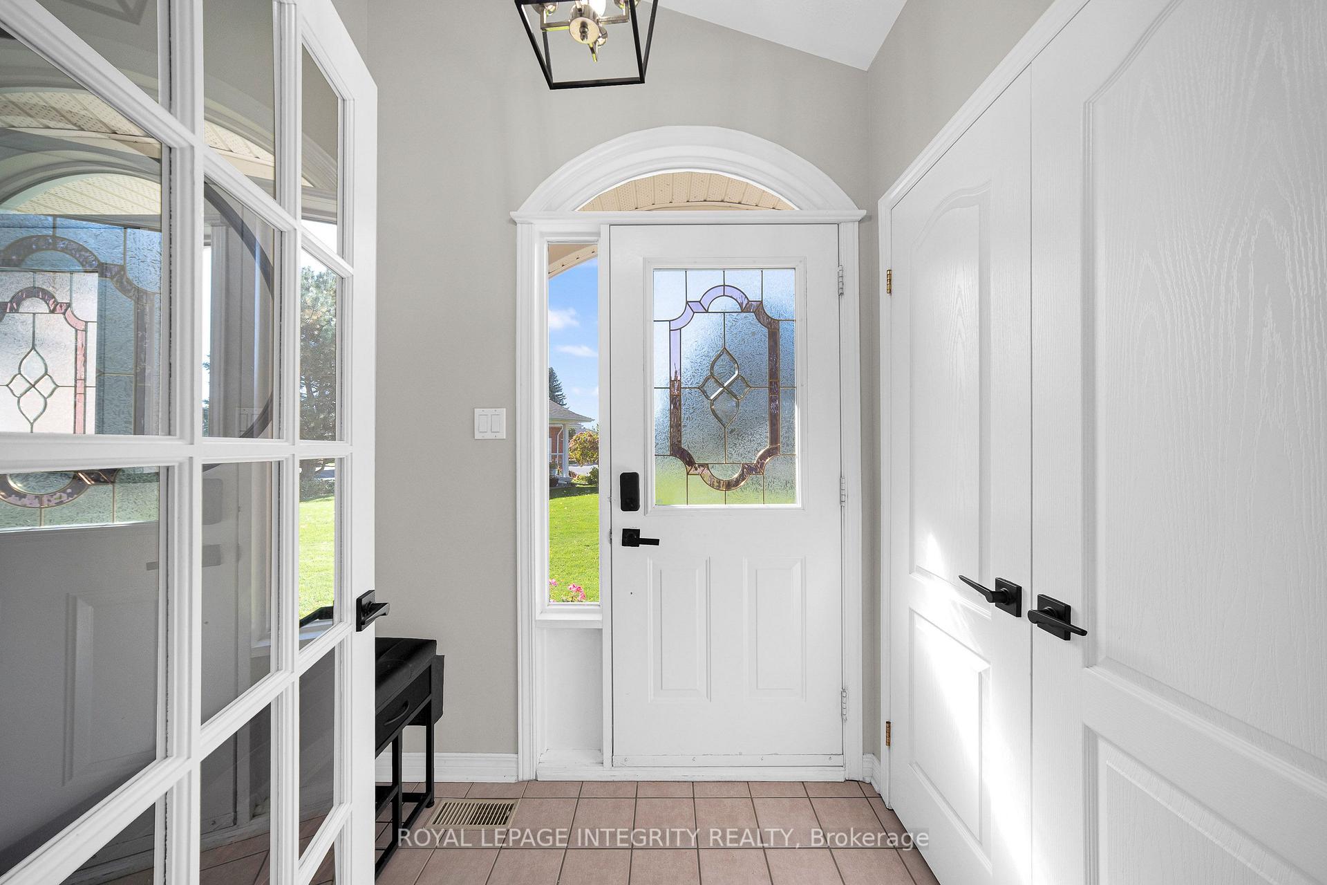 Photo 6 of 804 Hot Springs Way, Ottawa, Riverside South/Gloucester Glen — HOMEH