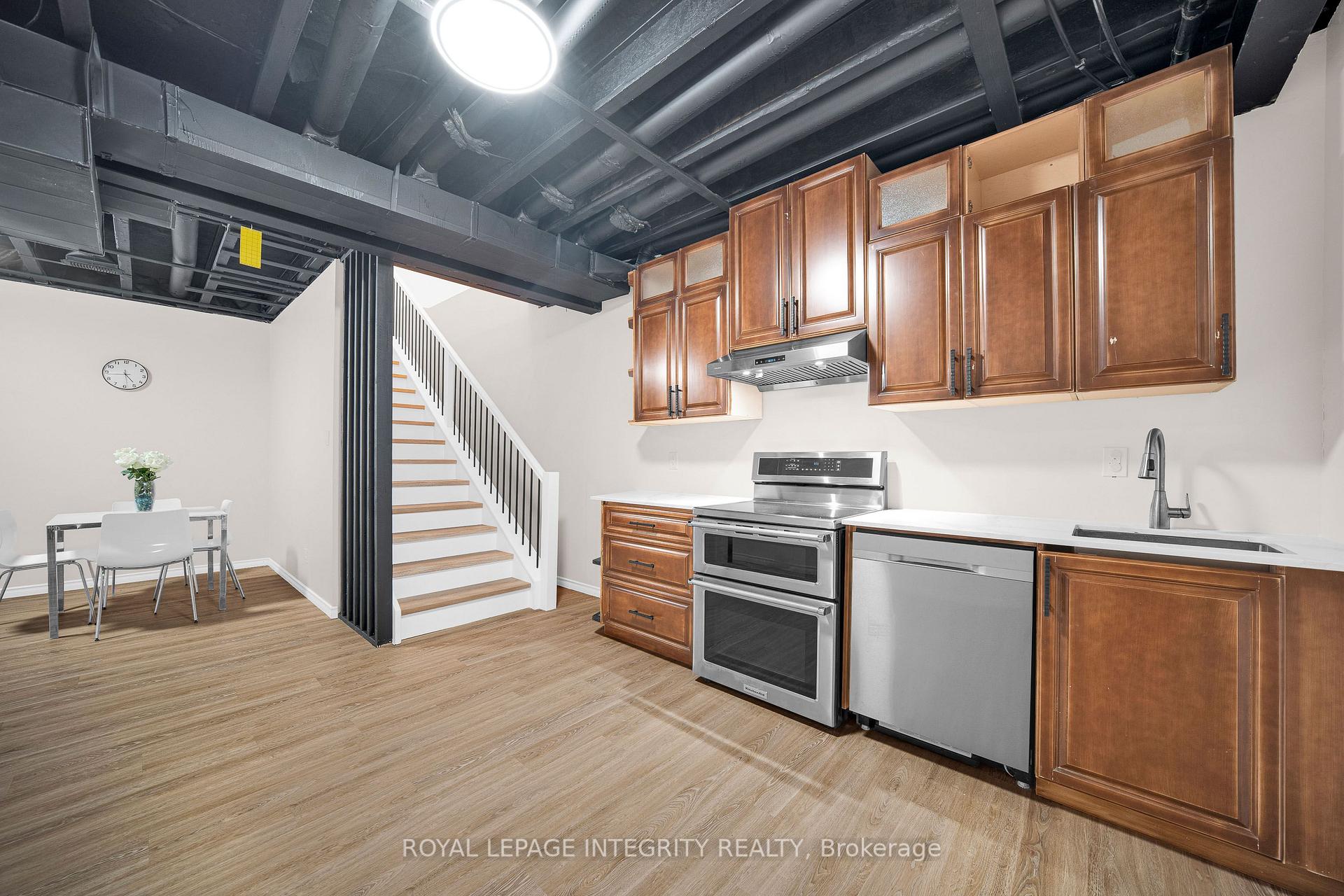 Photo 31 of 804 Hot Springs Way, Ottawa, Riverside South/Gloucester Glen — HOMEH