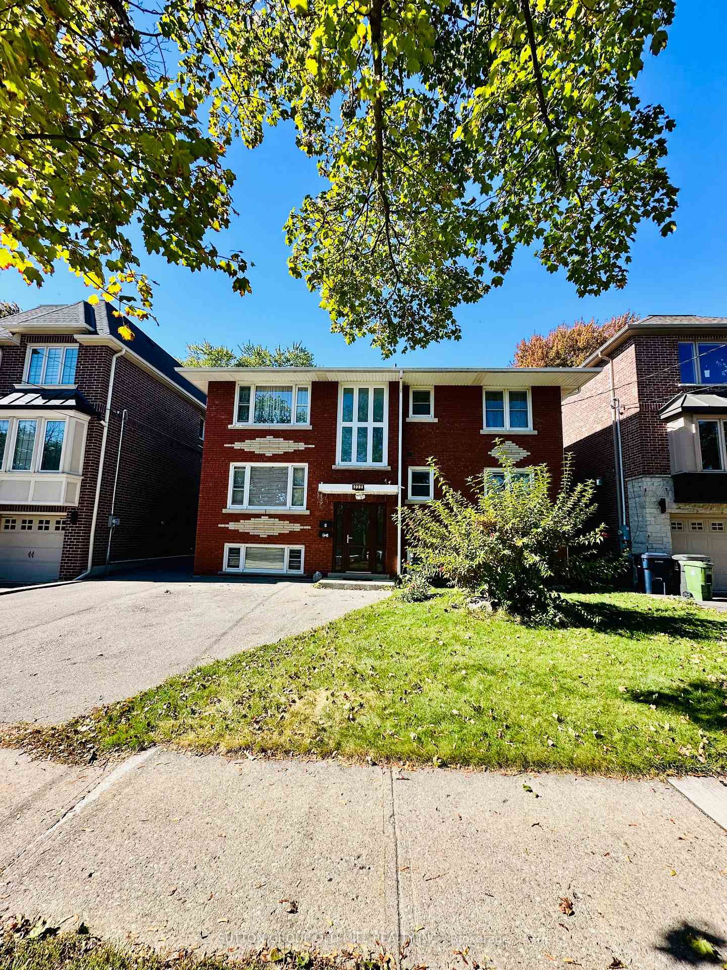 Photo 1 of 232 Aldercrest Road, Etobicoke, Alderwood — HOMEH