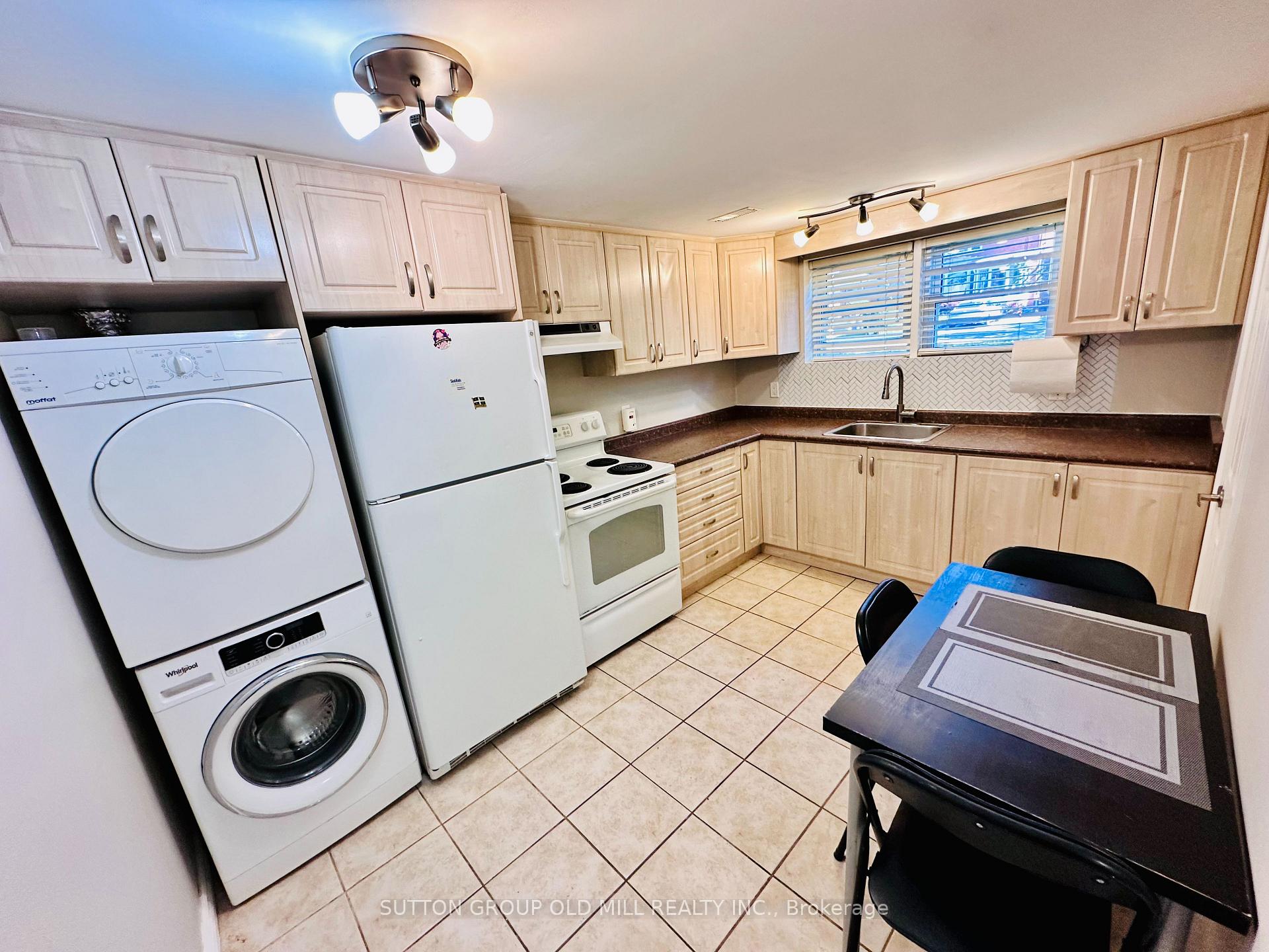 Photo 7 of 232 Aldercrest Road, Etobicoke, Alderwood — HOMEH