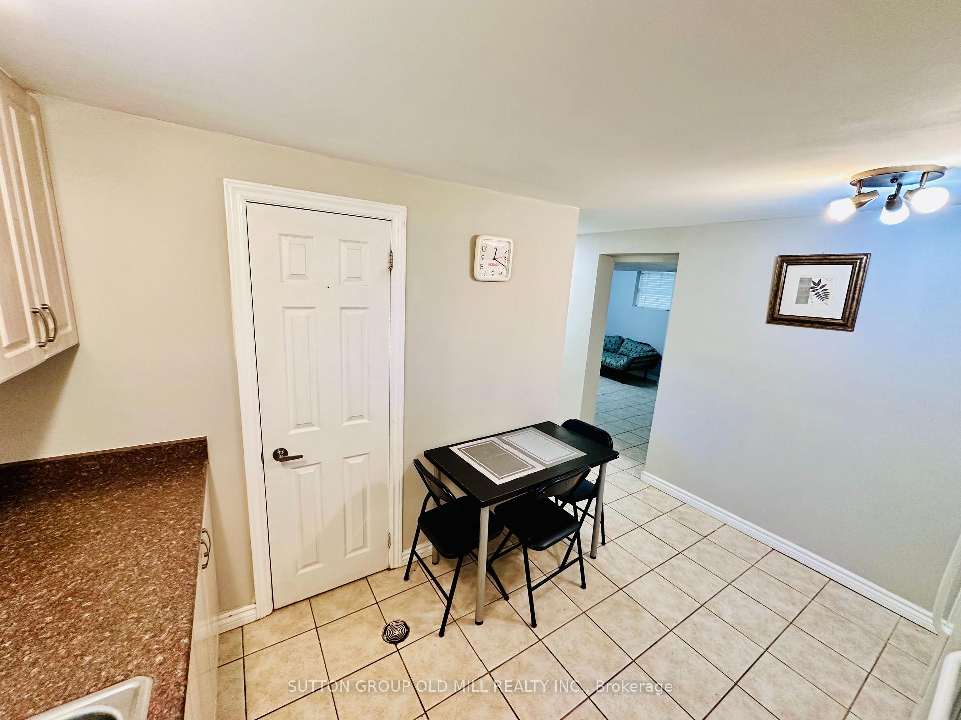 Photo 13 of 232 Aldercrest Road, Etobicoke, Alderwood — HOMEH