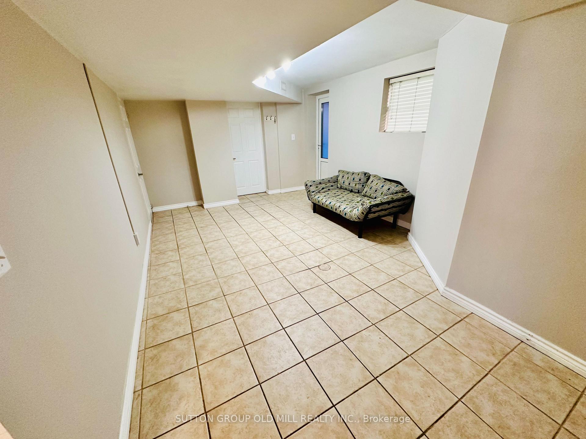 Photo 19 of 232 Aldercrest Road, Etobicoke, Alderwood — HOMEH