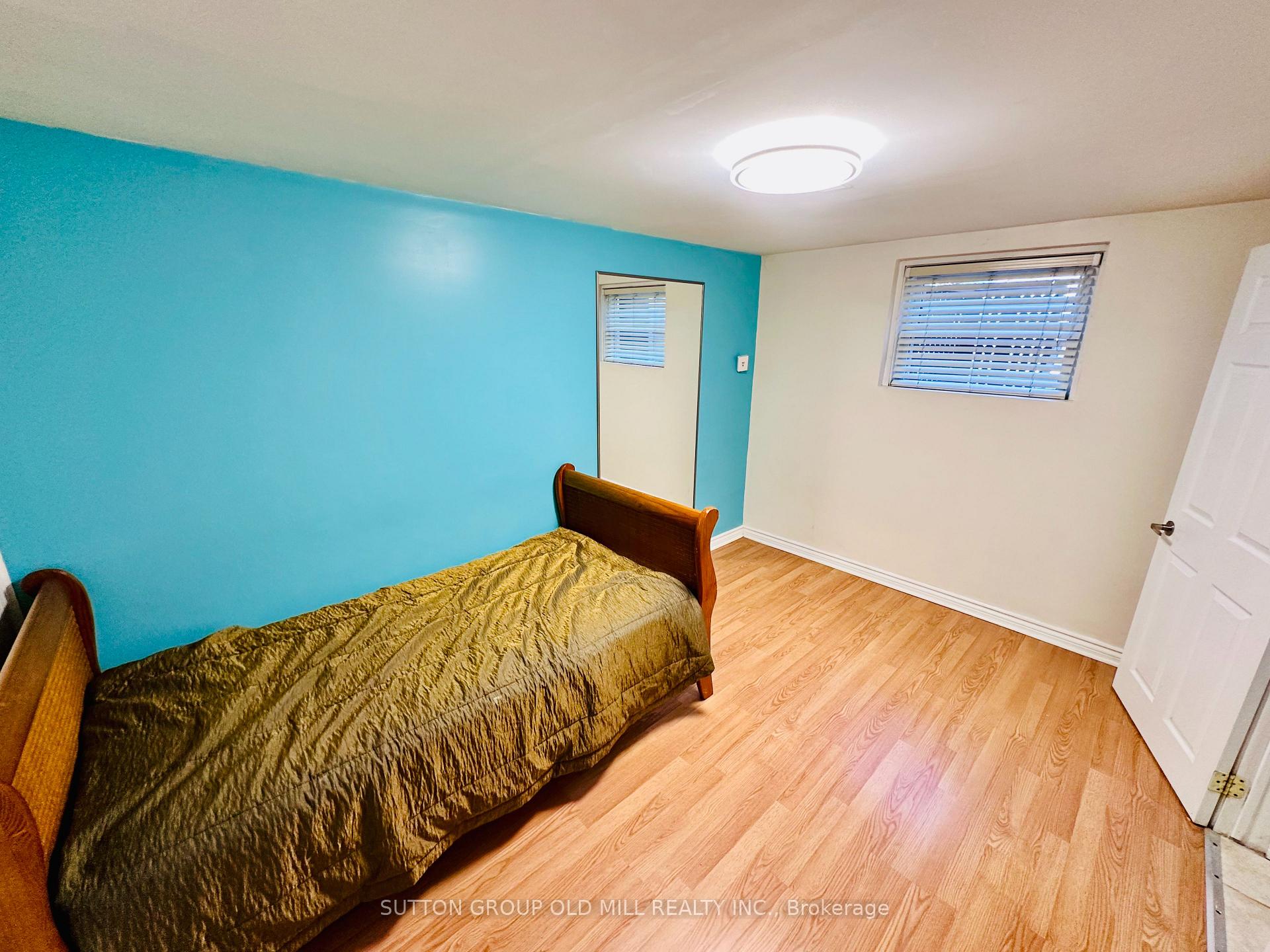 Photo 26 of 232 Aldercrest Road, Etobicoke, Alderwood — HOMEH