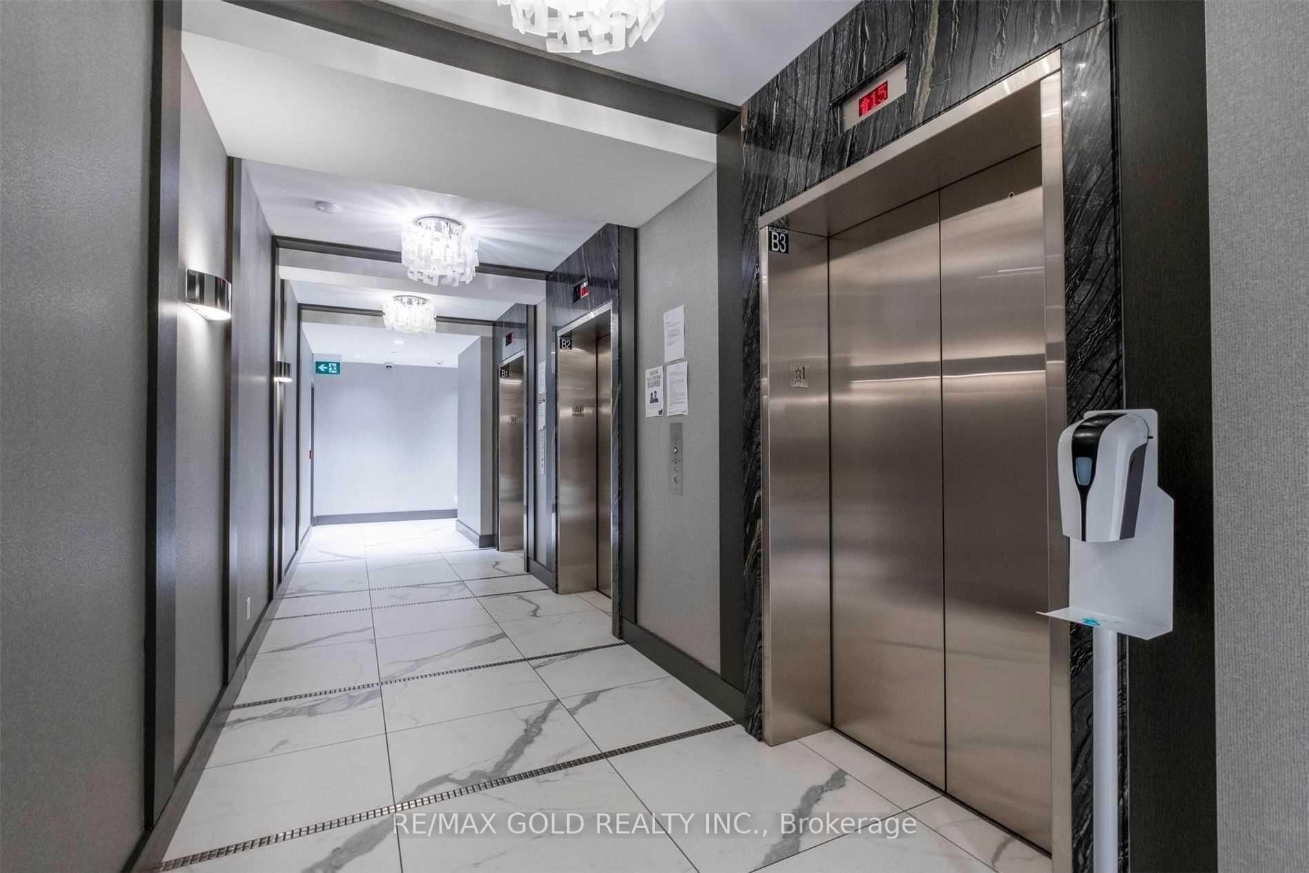 Photo 5 of Unit 910, 3700 highway 7, Vaughan, Vaughan Corporate Centre — HOMEH