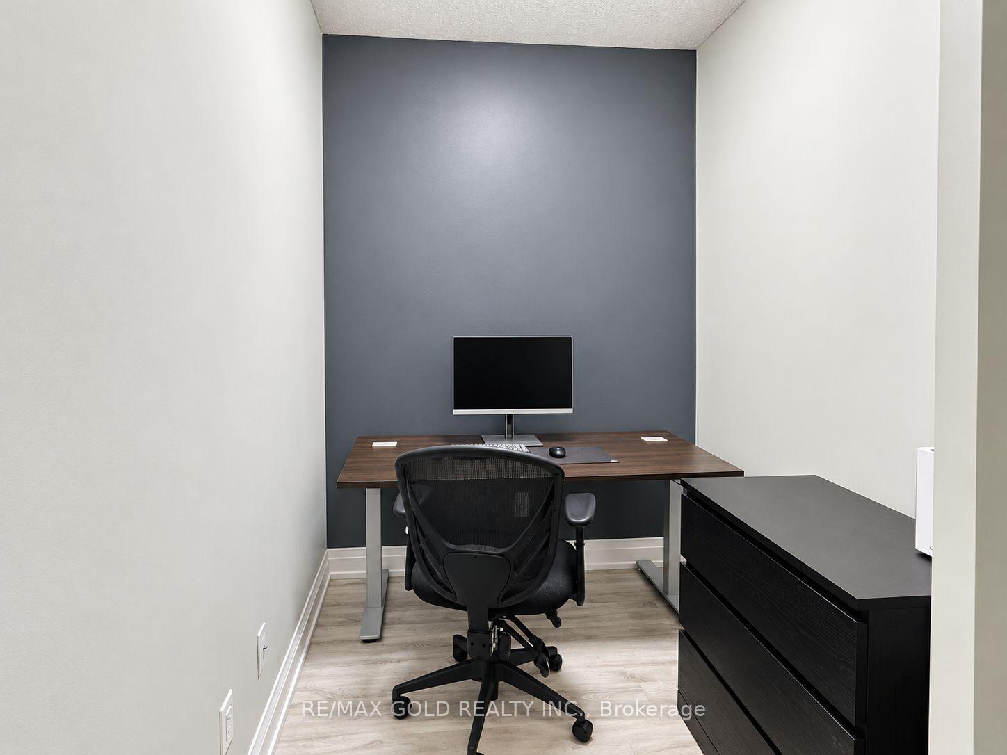 Photo 10 of Unit 910, 3700 highway 7, Vaughan, Vaughan Corporate Centre — HOMEH