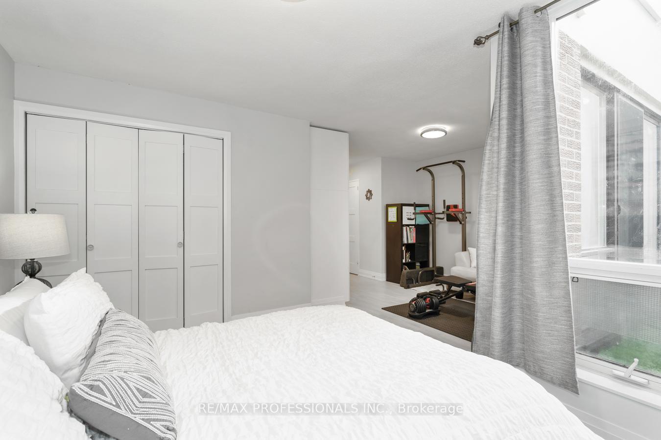 Photo 22 of Unit 339, 2 Valhalla Inn Road, Etobicoke, Islington-City Centre West — HOMEH