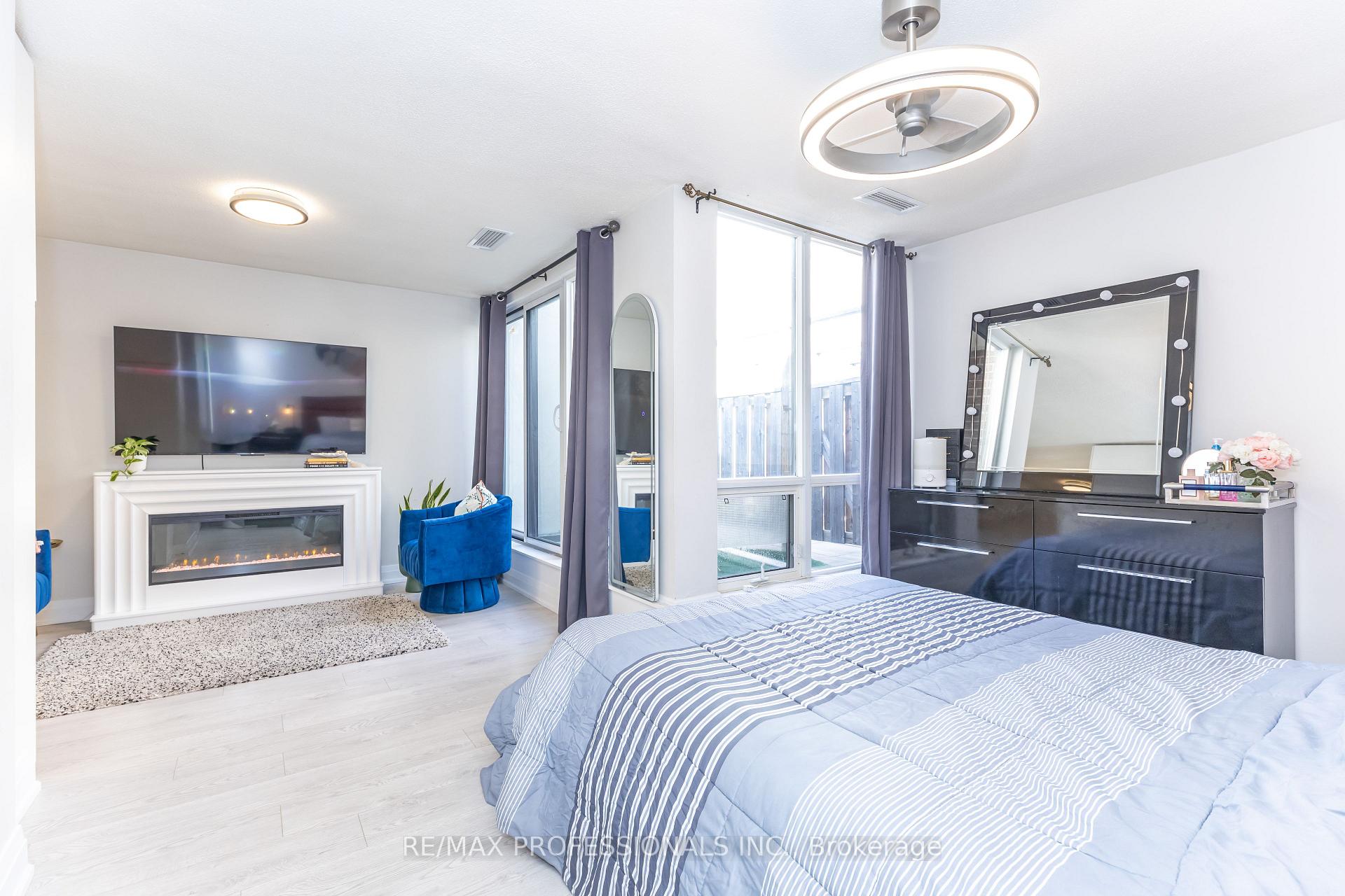 Photo 27 of Unit 339, 2 Valhalla Inn Road, Etobicoke, Islington-City Centre West — HOMEH