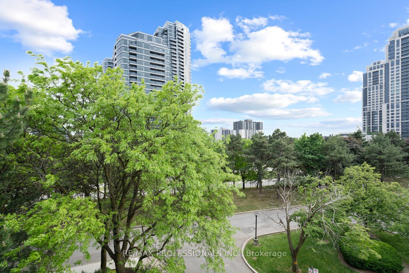 Photo 40 of Unit 339, 2 Valhalla Inn Road, Etobicoke, Islington-City Centre West — HOMEH