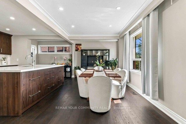 Photo 13 of 2 Munhall Road, Etobicoke, Humber Heights — HOMEH