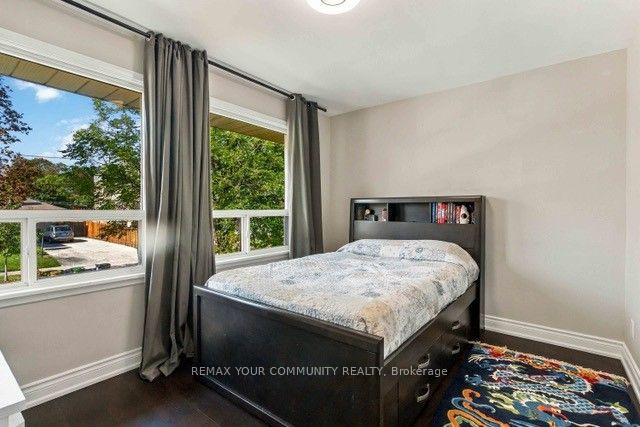 Photo 24 of 2 Munhall Road, Etobicoke, Humber Heights — HOMEH