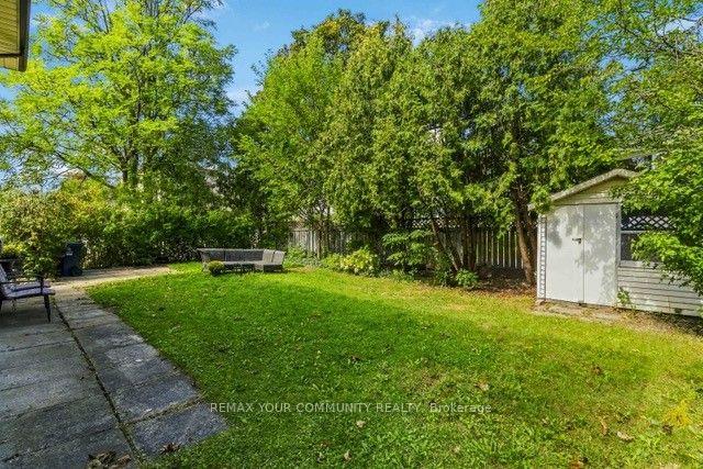 Photo 40 of 2 Munhall Road, Etobicoke, Humber Heights — HOMEH
