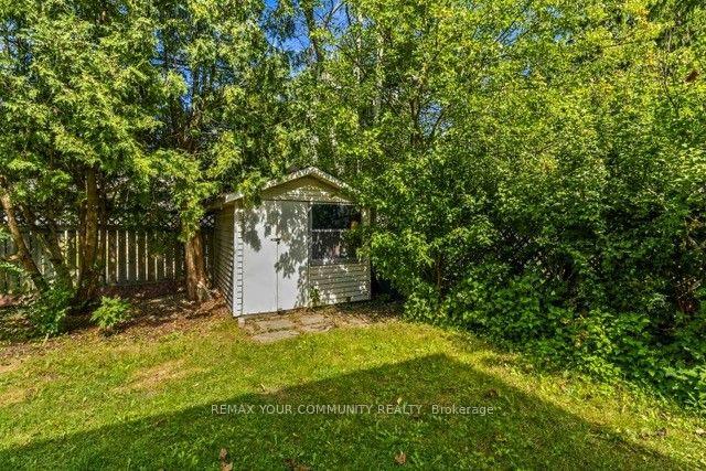 Photo 41 of 2 Munhall Road, Etobicoke, Humber Heights — HOMEH