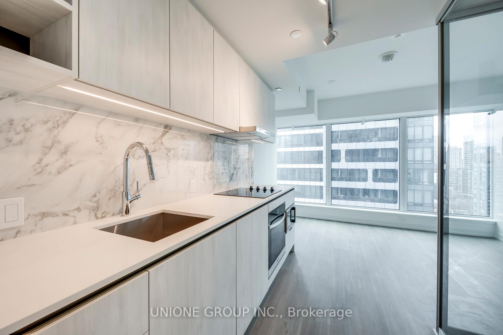 Photo 6 of Unit 2506, 8 Wellesley Street W, Toronto, Bay Street Corridor — HOMEH