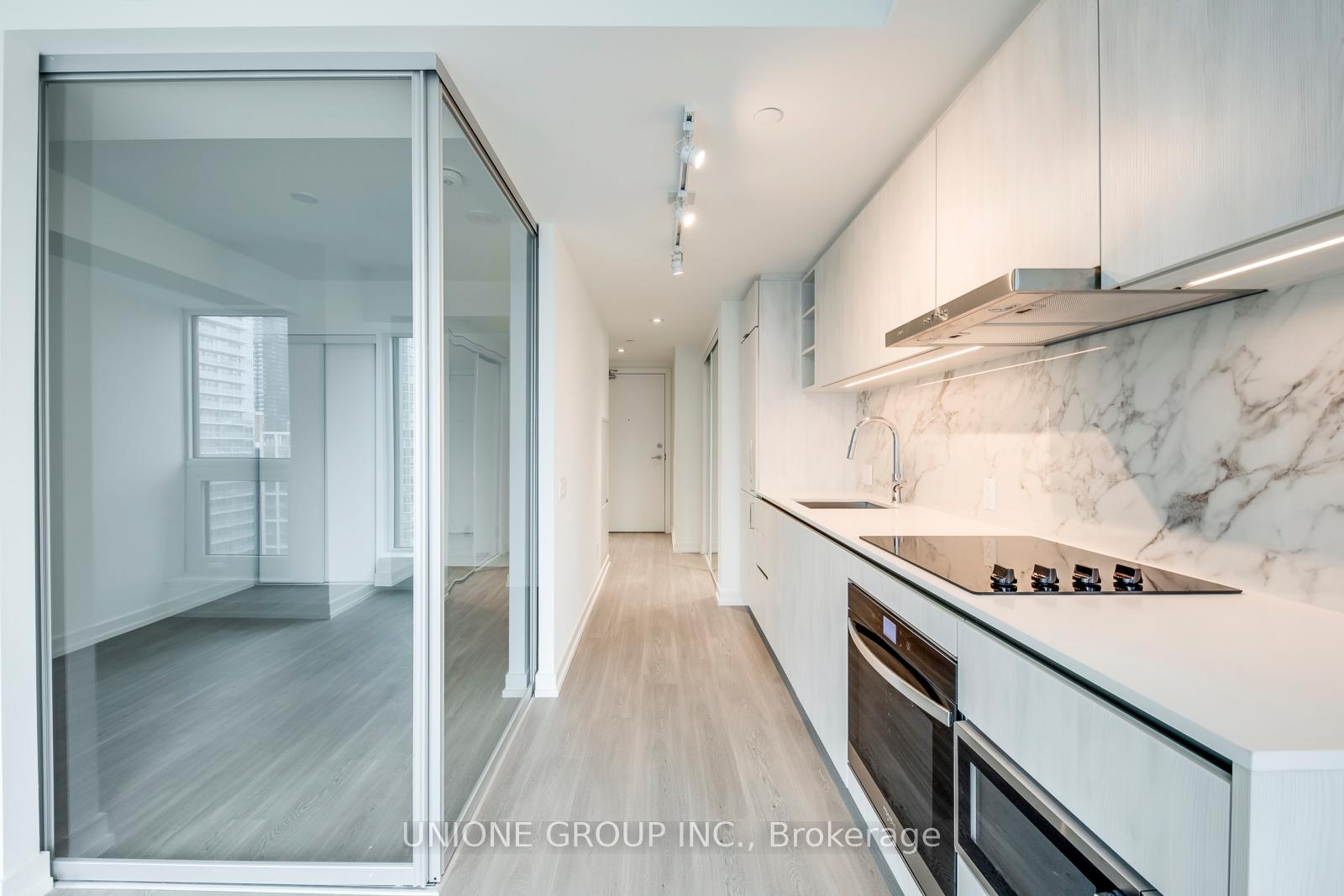 Photo 9 of Unit 2506, 8 Wellesley Street W, Toronto, Bay Street Corridor — HOMEH