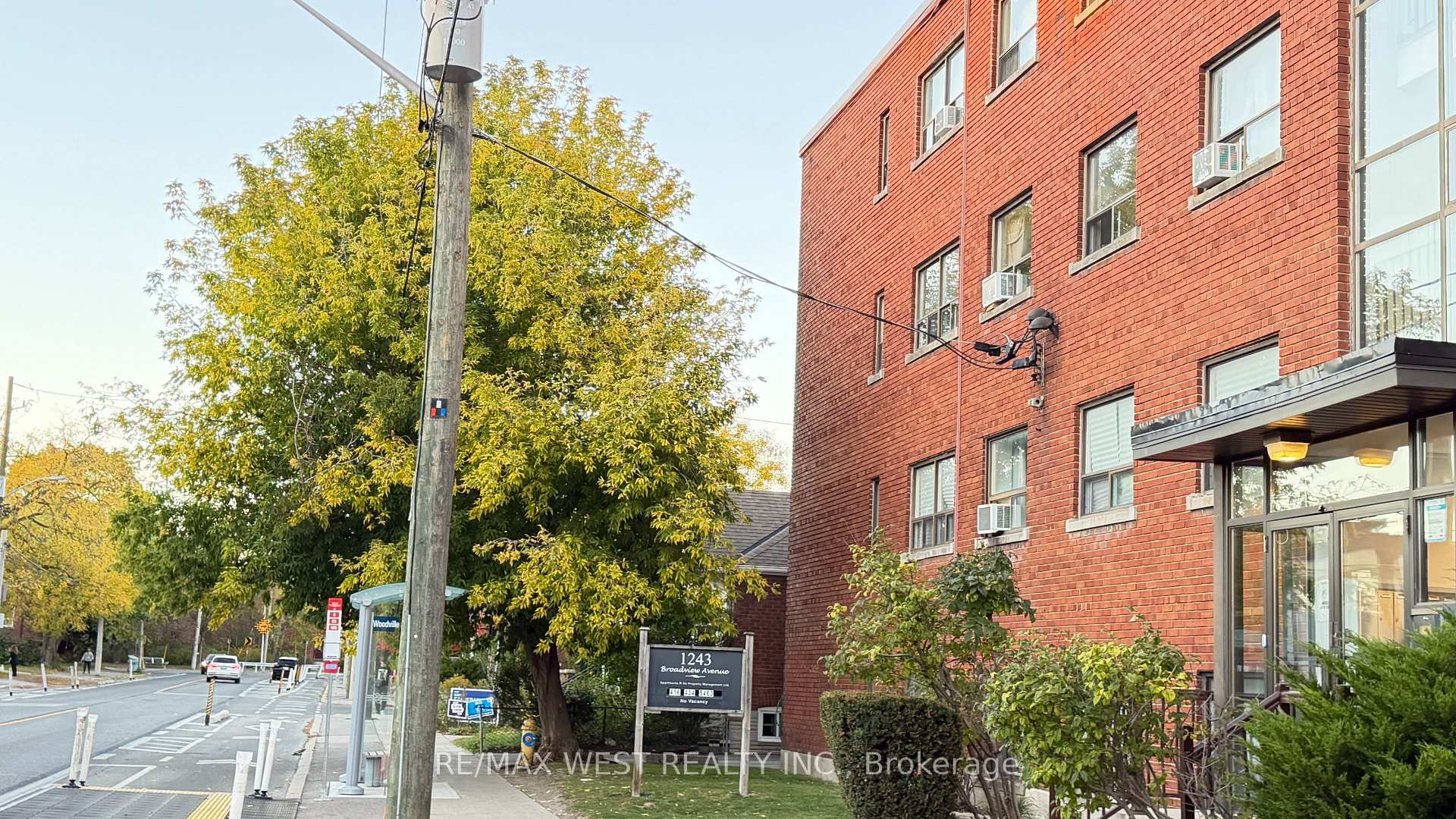 Photo of Unit 110, 1243 Broadview Avenue