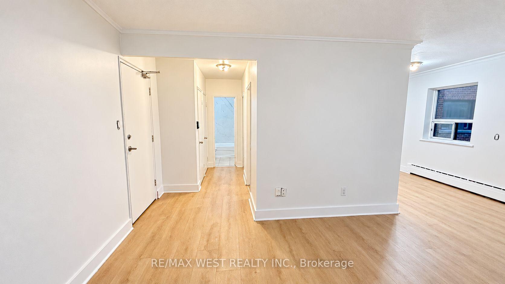 Photo 4 of Unit 110, 1243 Broadview Avenue, Toronto, Broadview North — HOMEH