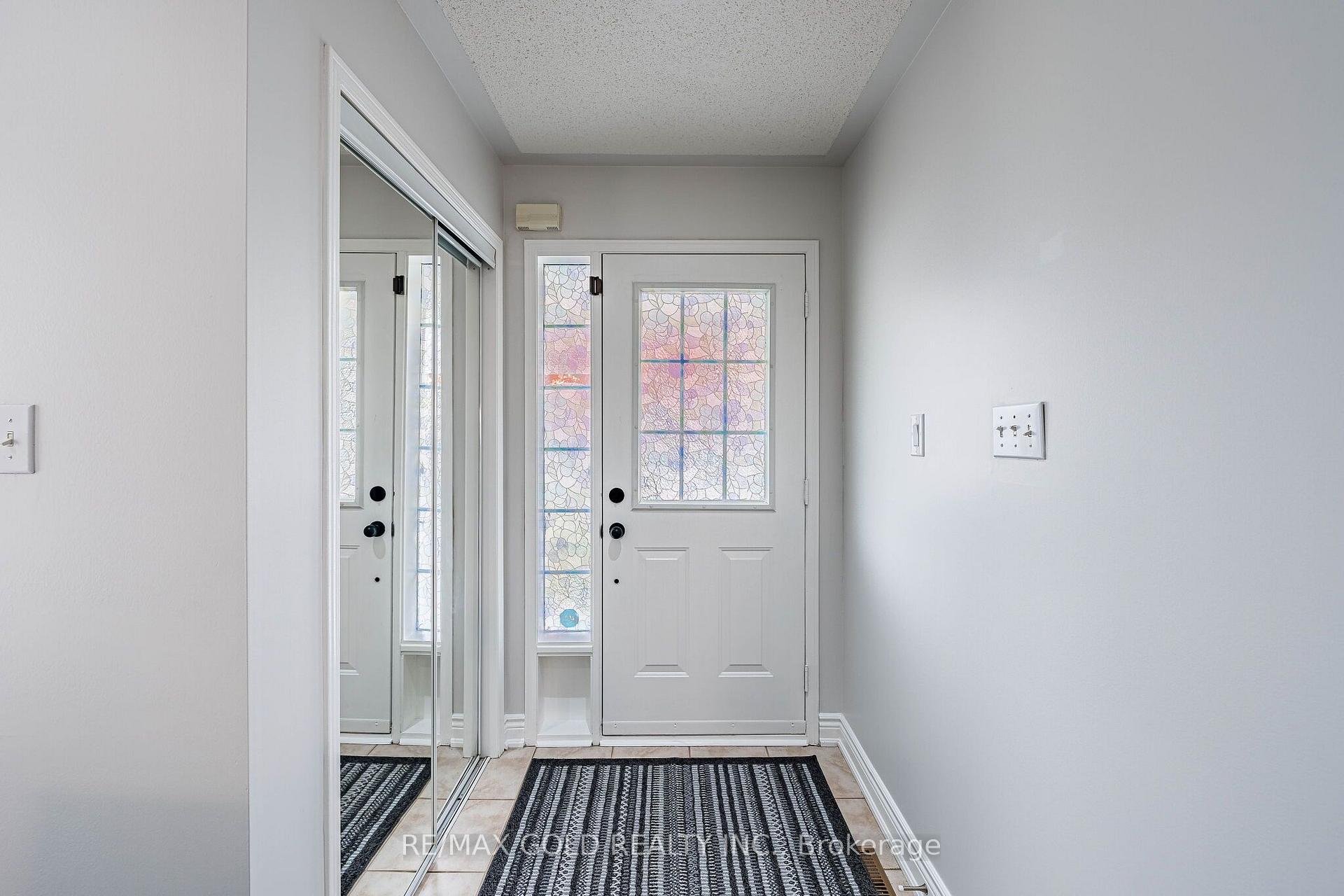 Photo 4 of 21 Edenvalley Road, Brampton, Fletcher's Meadow — HOMEH