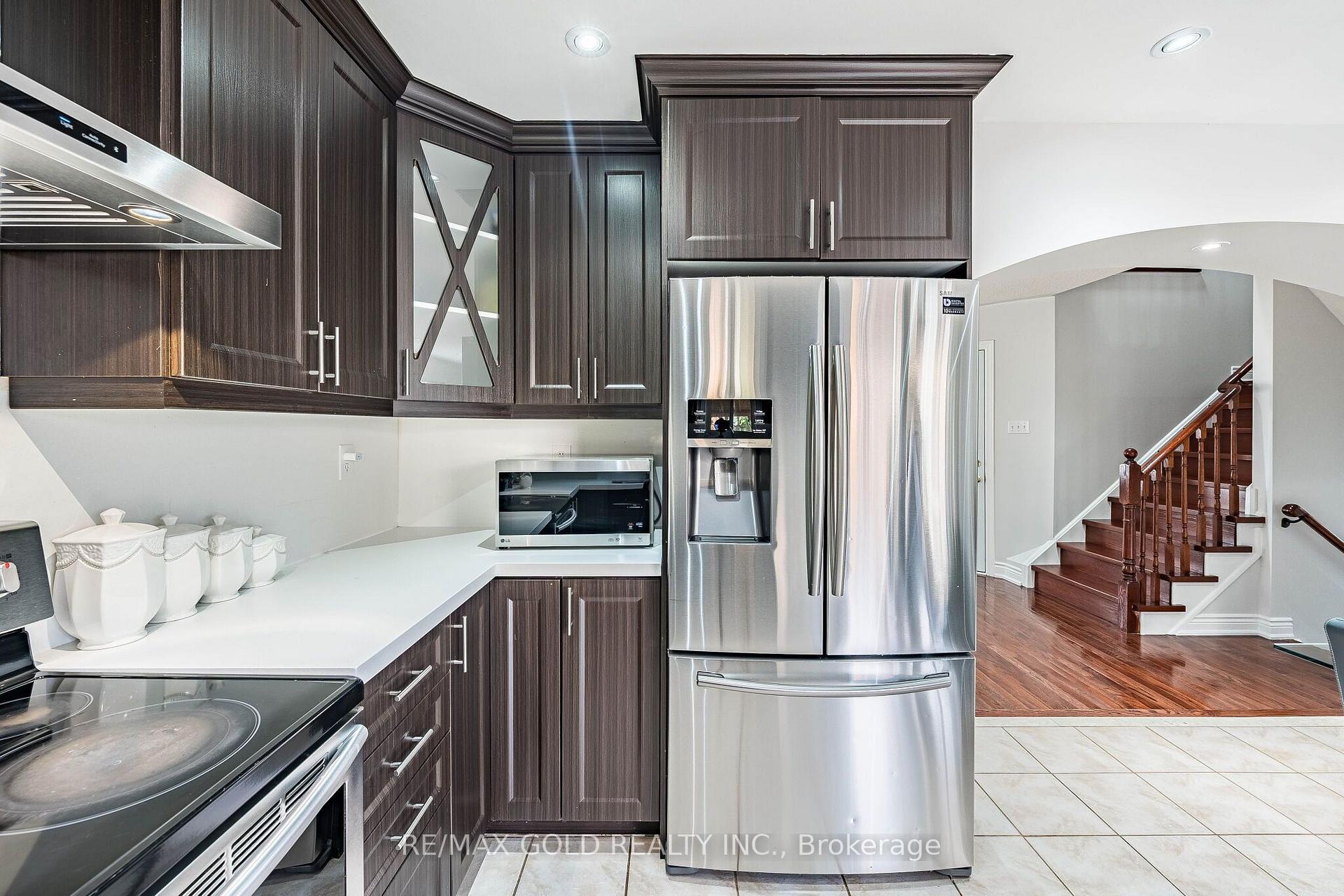 Photo 13 of 21 Edenvalley Road, Brampton, Fletcher's Meadow — HOMEH