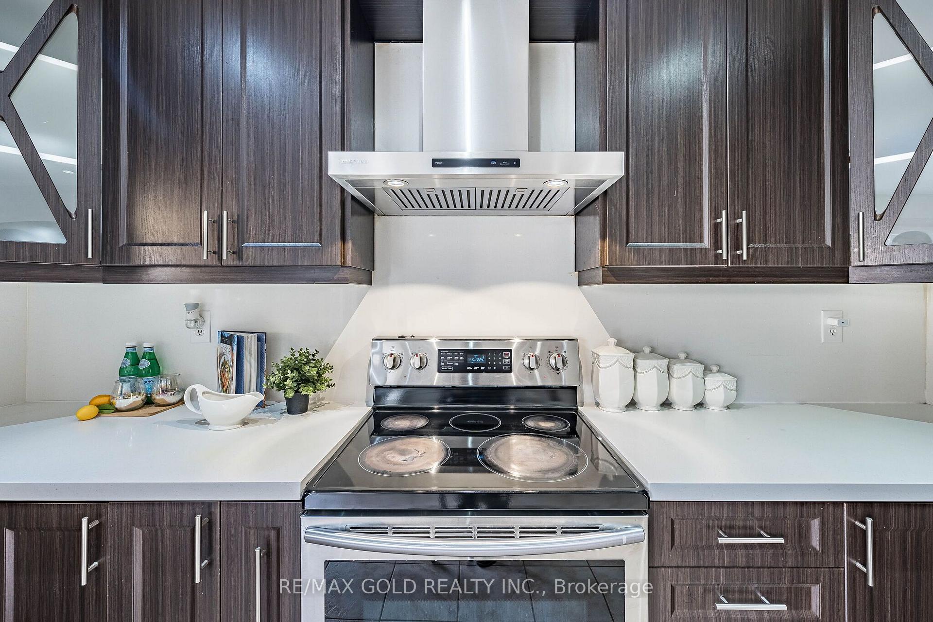 Photo 14 of 21 Edenvalley Road, Brampton, Fletcher's Meadow — HOMEH