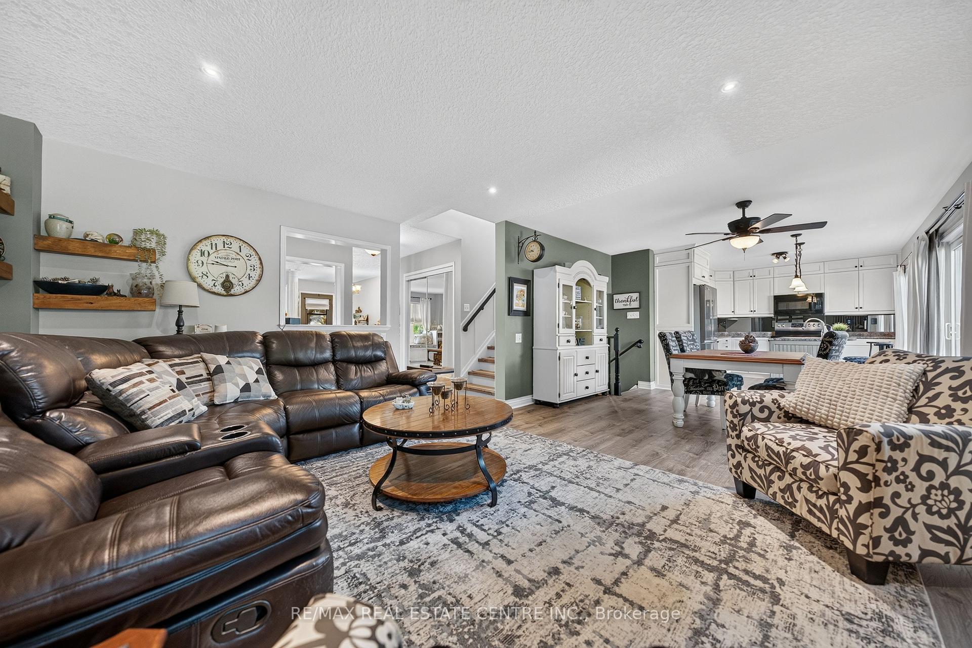 Photo 19 of 6 Mathews Court, Brantford, Empire — HOMEH