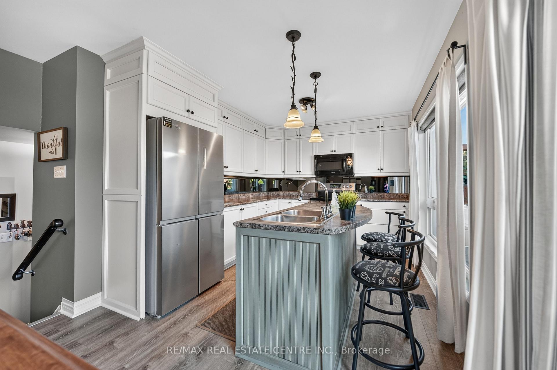 Photo 22 of 6 Mathews Court, Brantford, Empire — HOMEH