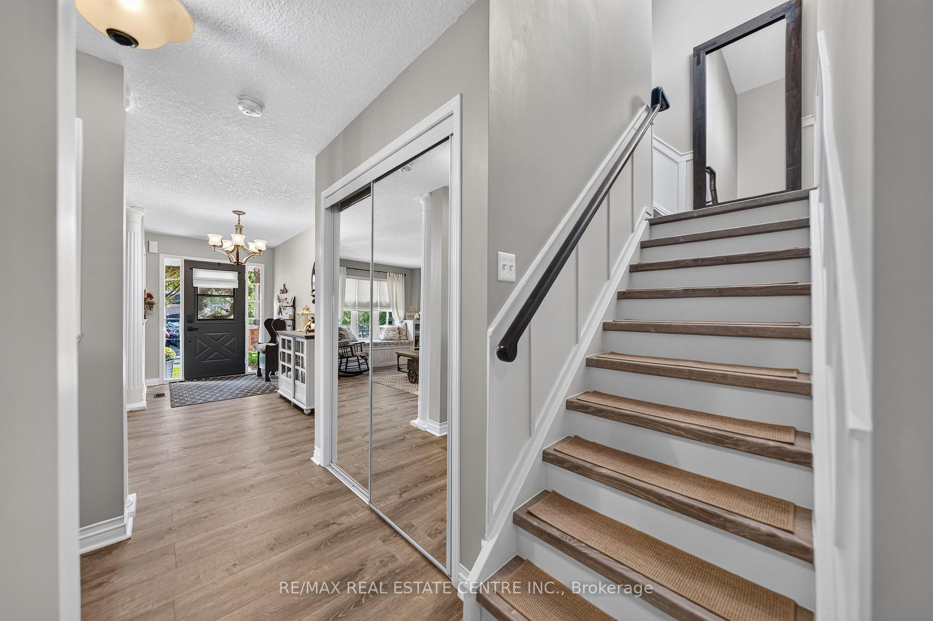 Photo 27 of 6 Mathews Court, Brantford, Empire — HOMEH