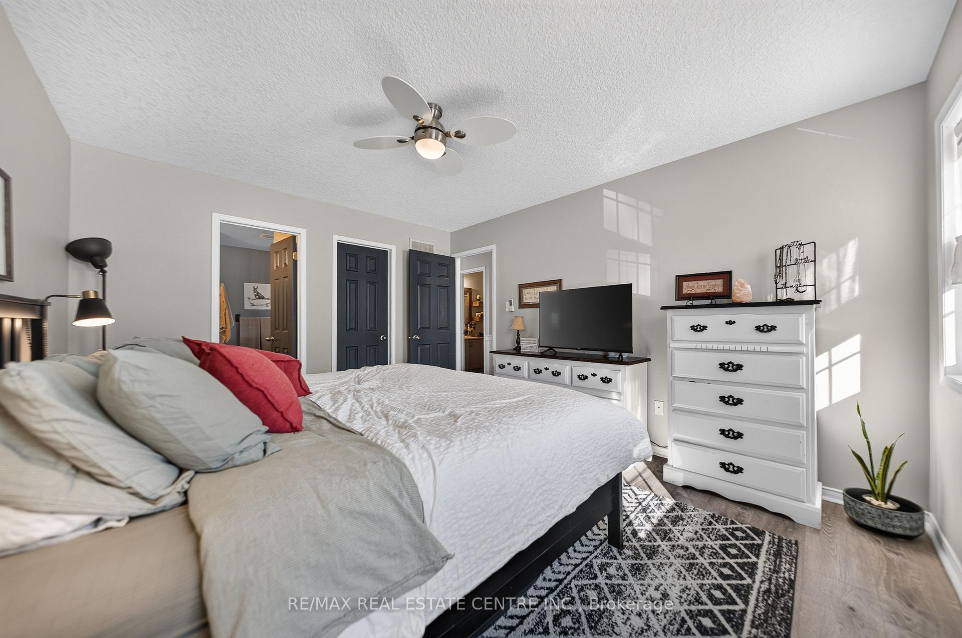 Photo 29 of 6 Mathews Court, Brantford, Empire — HOMEH