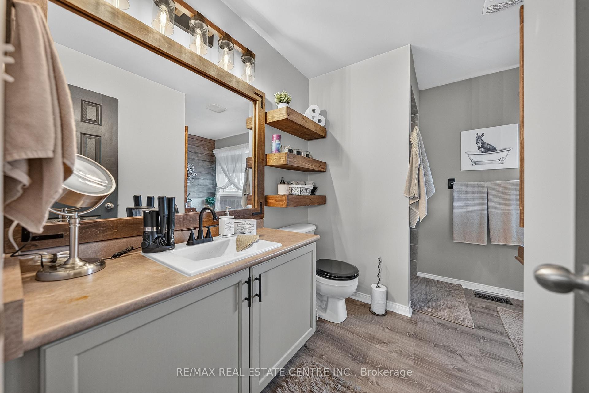 Photo 30 of 6 Mathews Court, Brantford, Empire — HOMEH