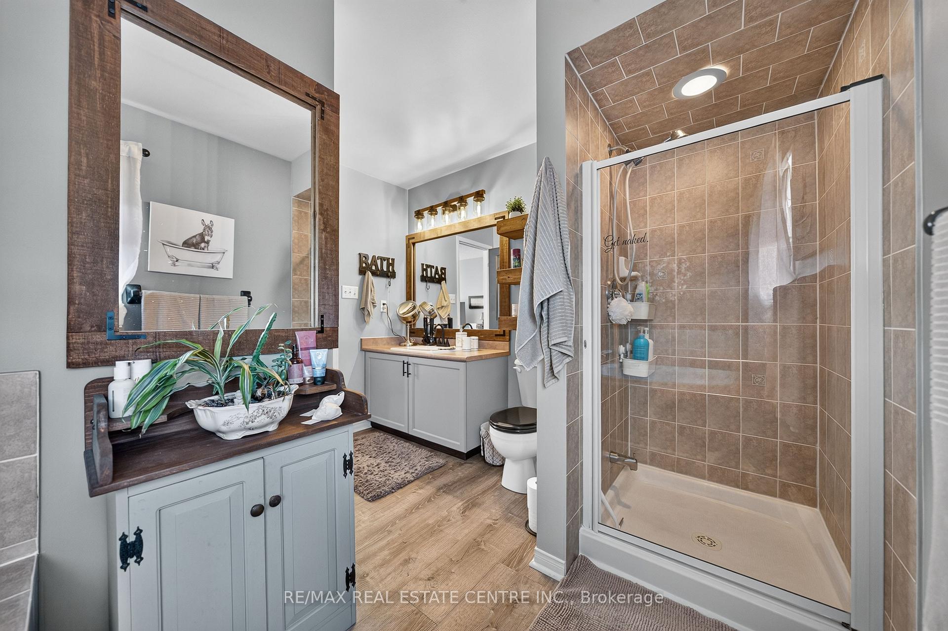 Photo 32 of 6 Mathews Court, Brantford, Empire — HOMEH