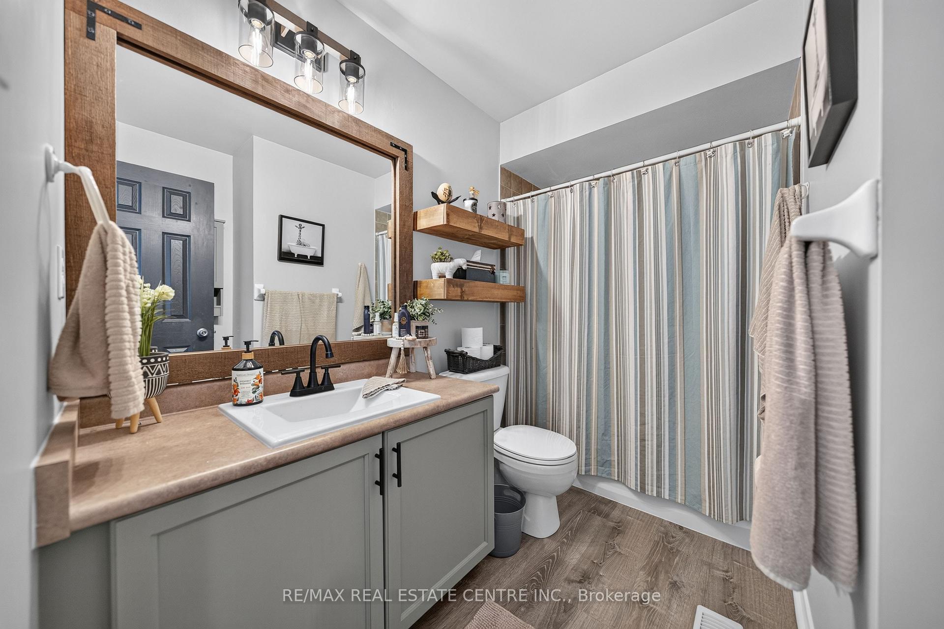 Photo 36 of 6 Mathews Court, Brantford, Empire — HOMEH
