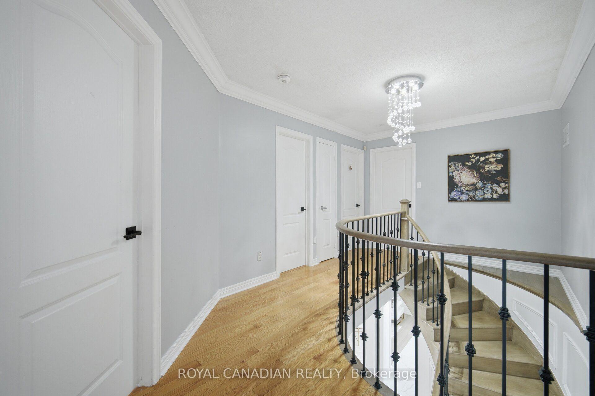Photo 19 of 88 Olde Town Road, Brampton, Fletcher's Creek Village — HOMEH