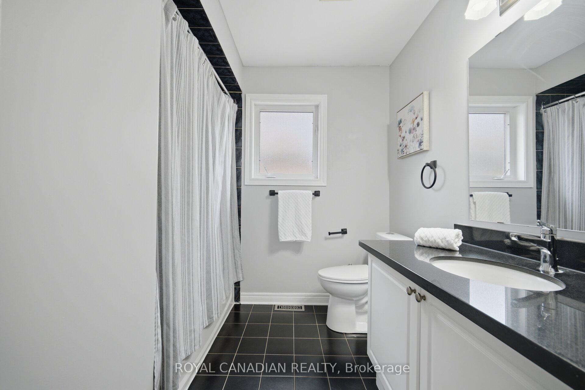 Photo 29 of 88 Olde Town Road, Brampton, Fletcher's Creek Village — HOMEH