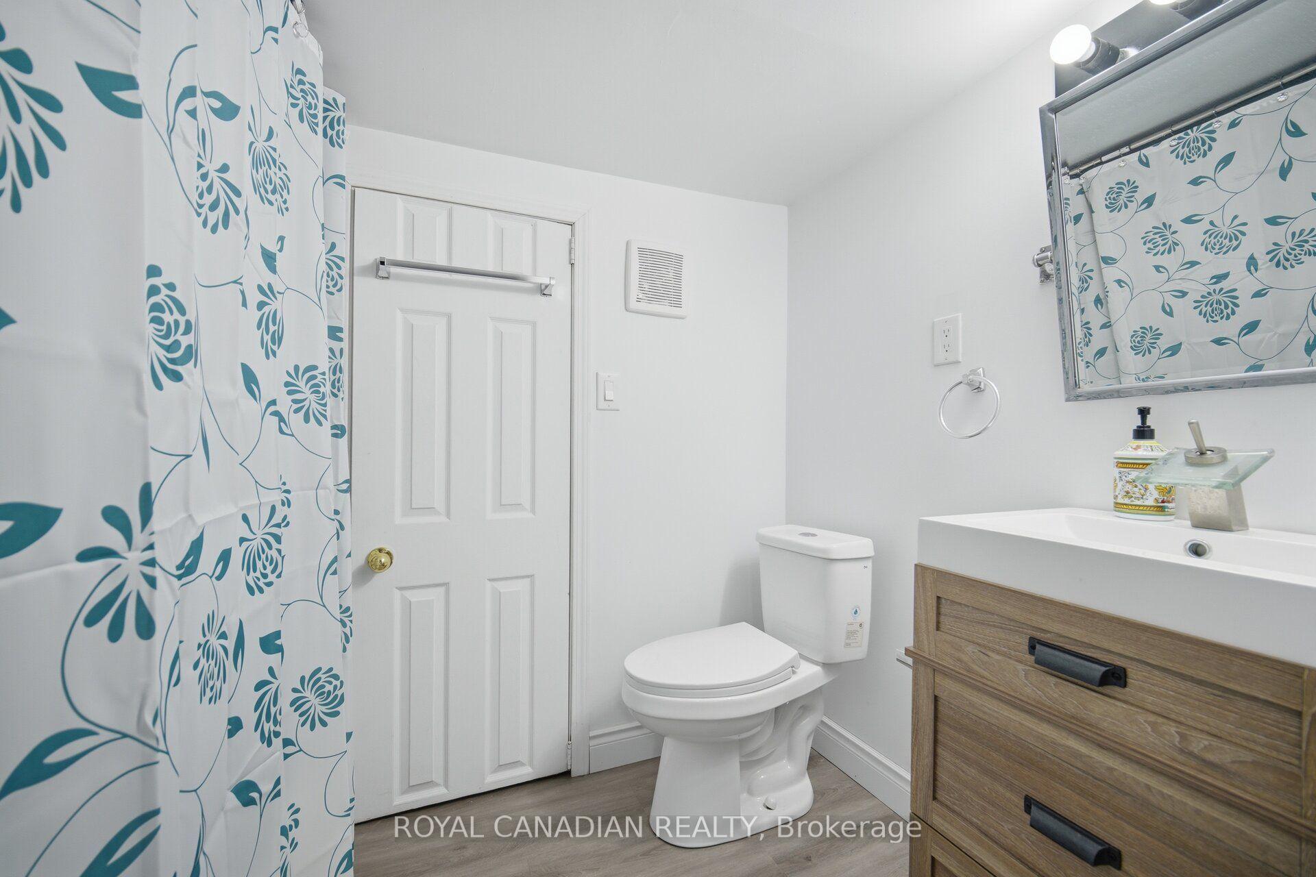 Photo 33 of 88 Olde Town Road, Brampton, Fletcher's Creek Village — HOMEH