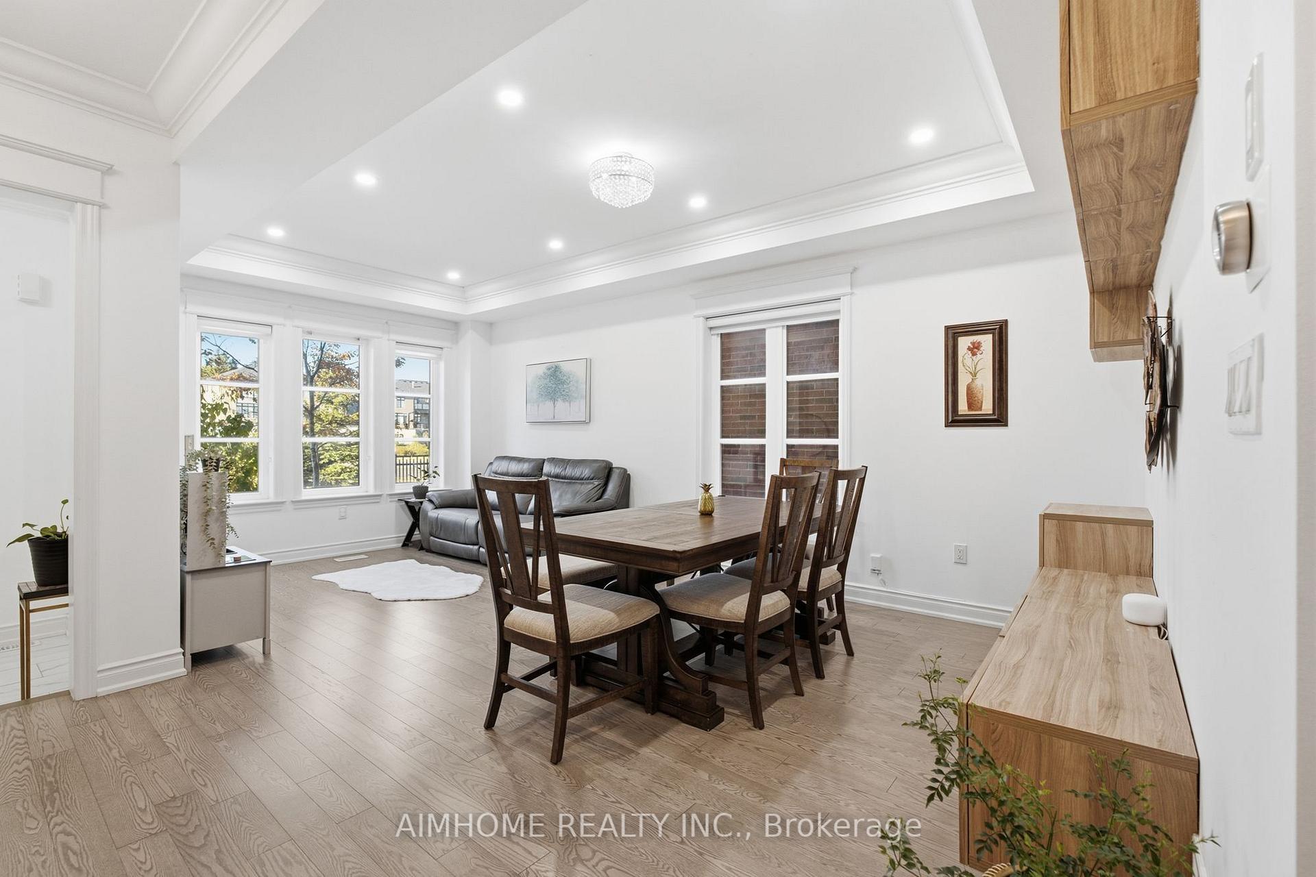 Photo 10 of 15 Calamint Lane, Richmond Hill, Oak Ridges Lake Wilcox — HOMEH
