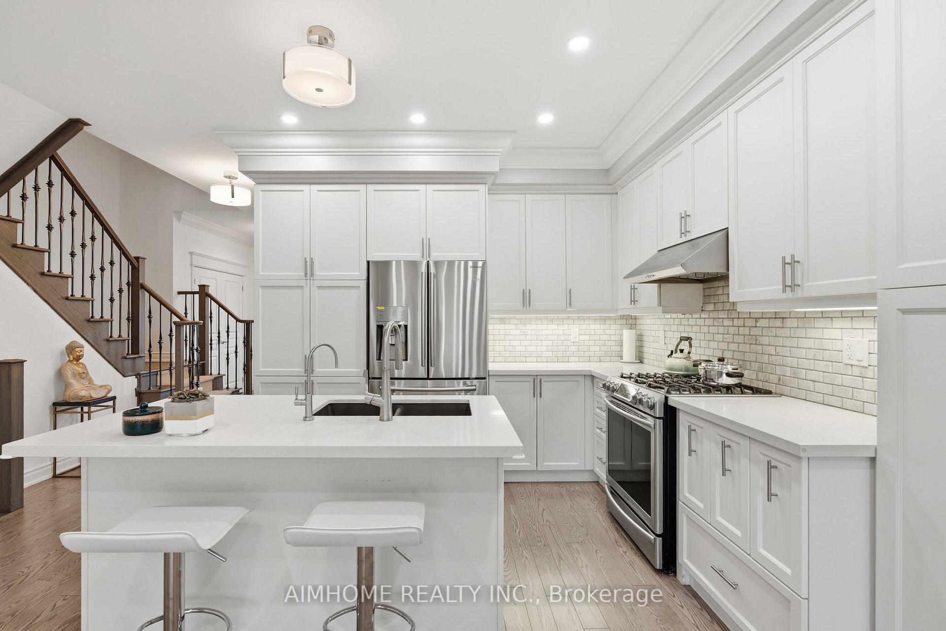 Photo 16 of 15 Calamint Lane, Richmond Hill, Oak Ridges Lake Wilcox — HOMEH