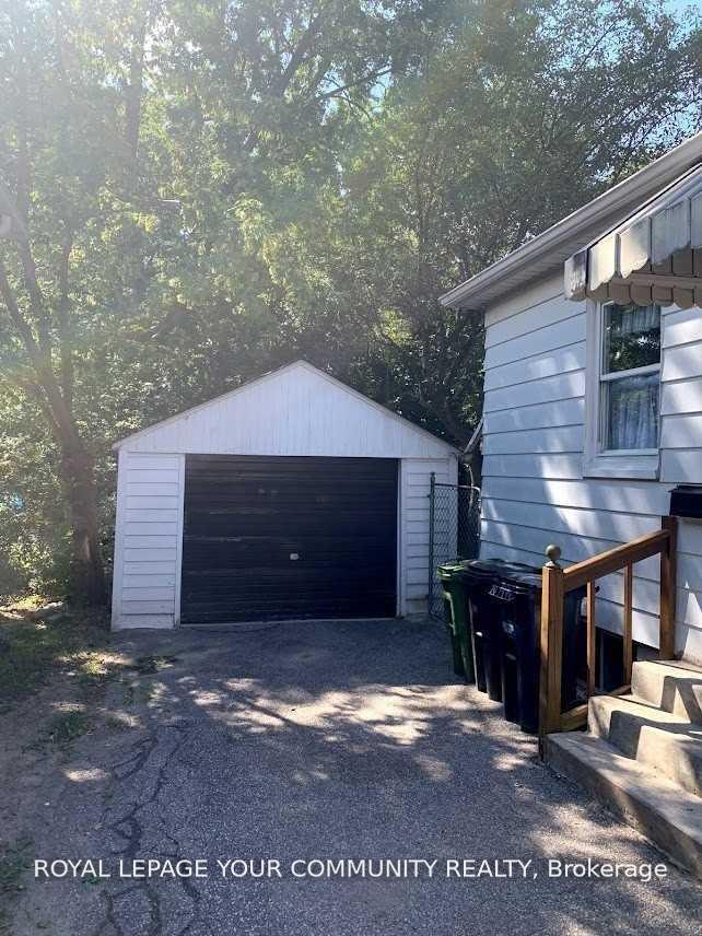 Photo 3 of 223 Mckee Avenue, North York, Willowdale East — HOMEH