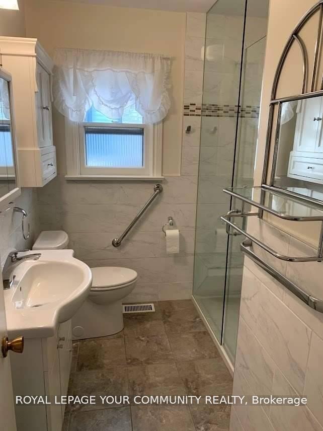 Photo 15 of 223 Mckee Avenue, North York, Willowdale East — HOMEH