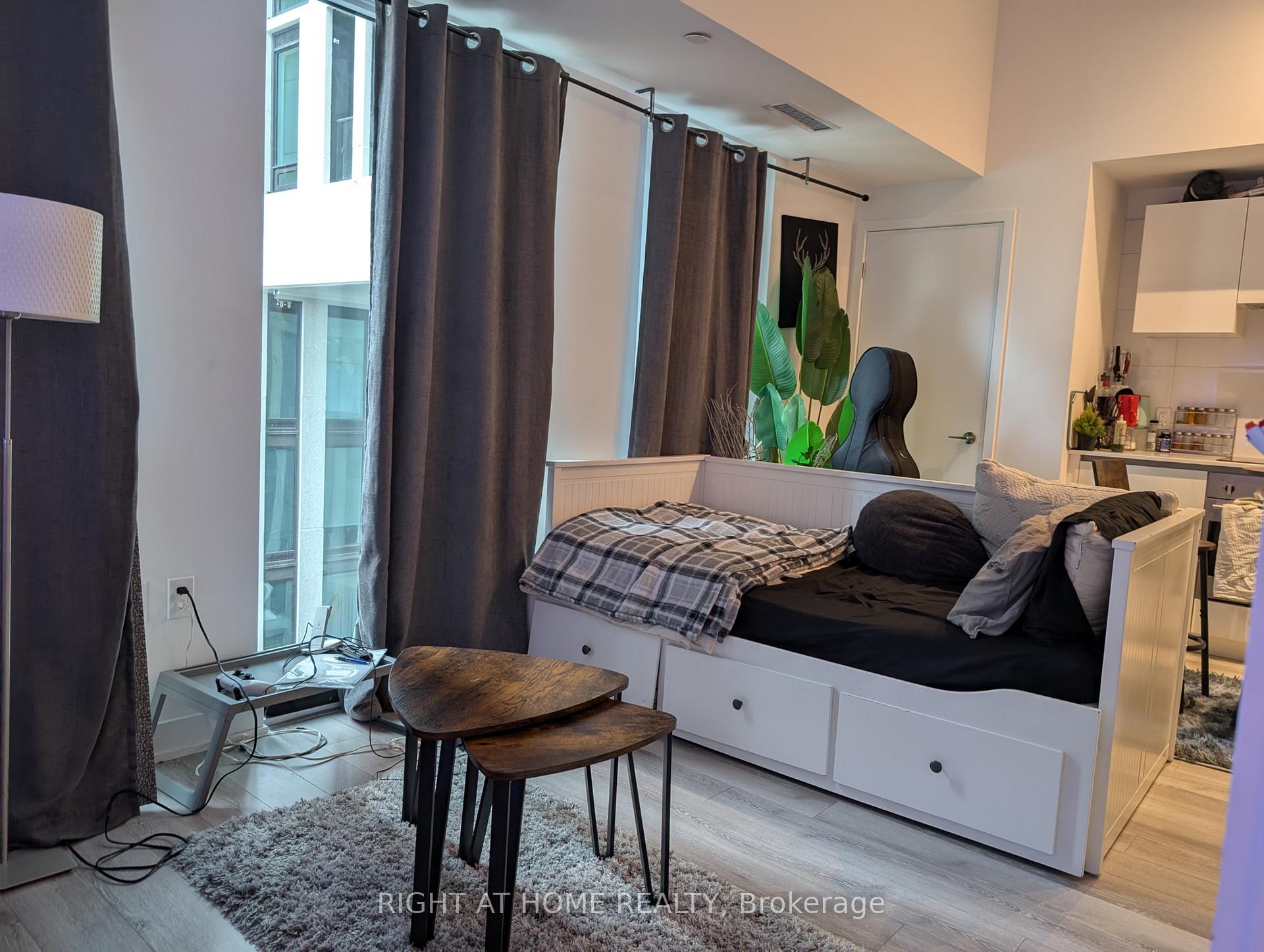 Photo 4 of Unit 614, 121 St. Patrick Street, Toronto, Kensington-Chinatown — HOMEH