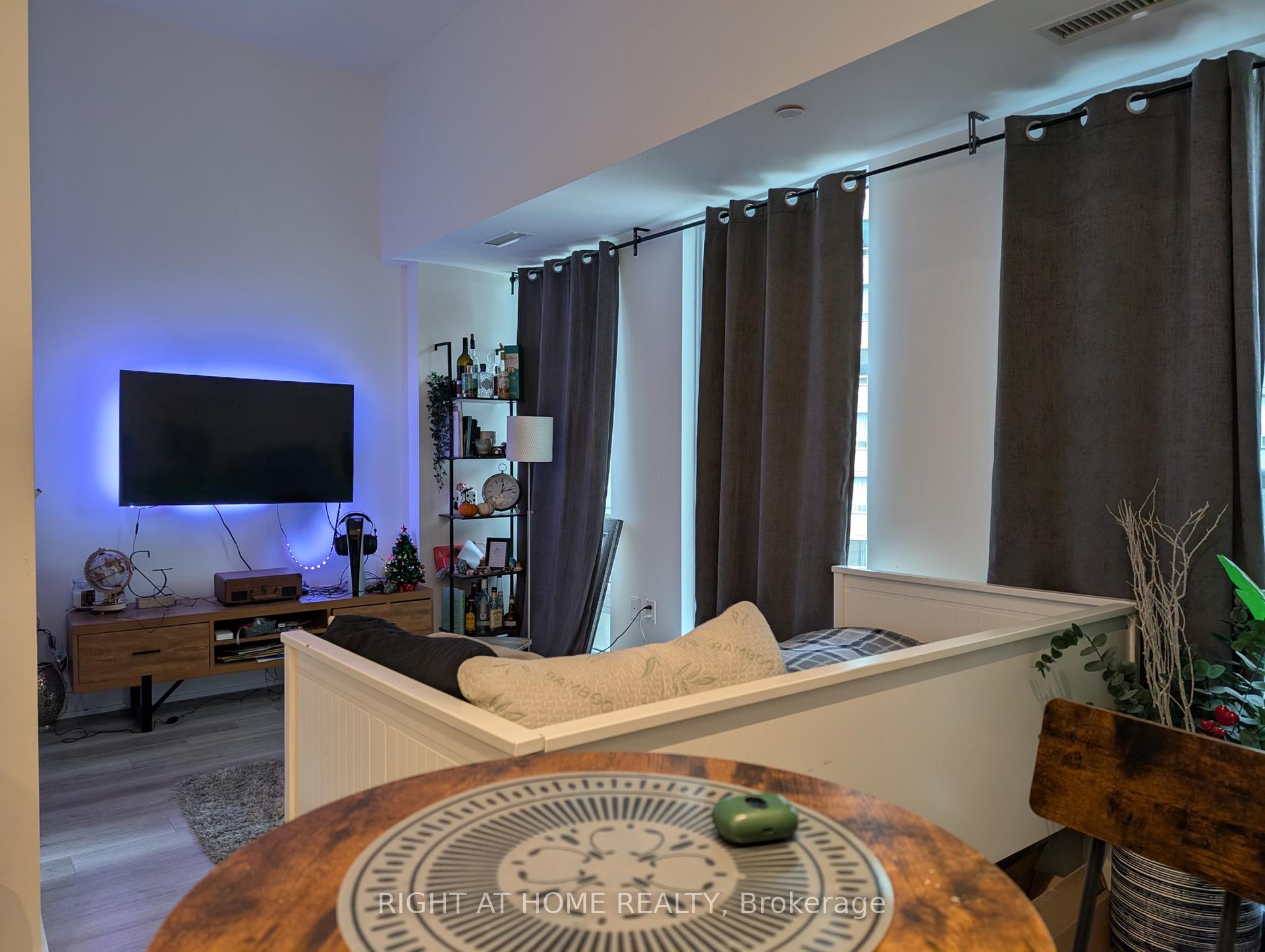 Photo 5 of Unit 614, 121 St. Patrick Street, Toronto, Kensington-Chinatown — HOMEH