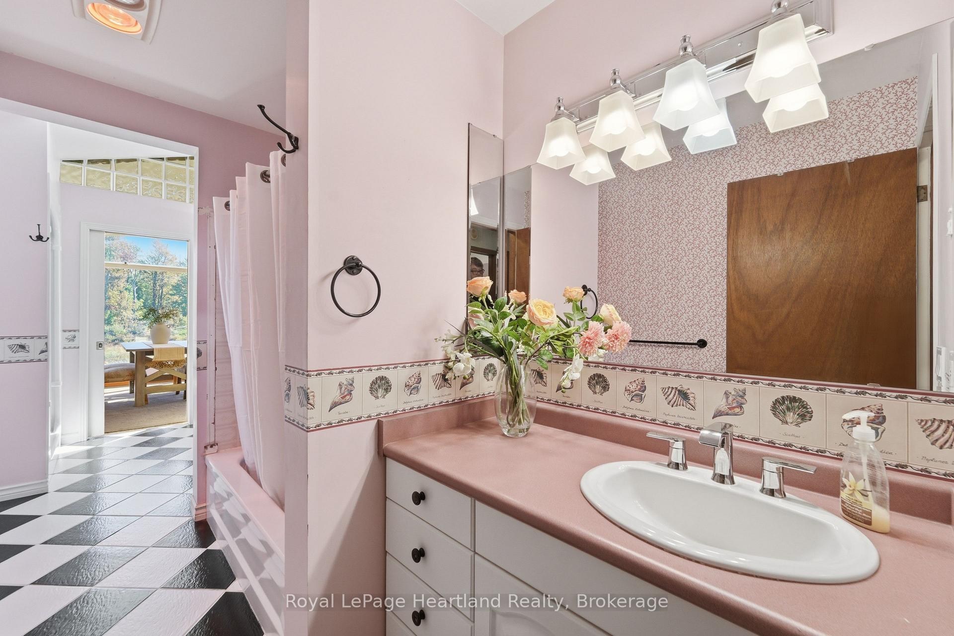 Photo 20 of 73010 Goshen Line, Bluewater, Hay — HOMEH