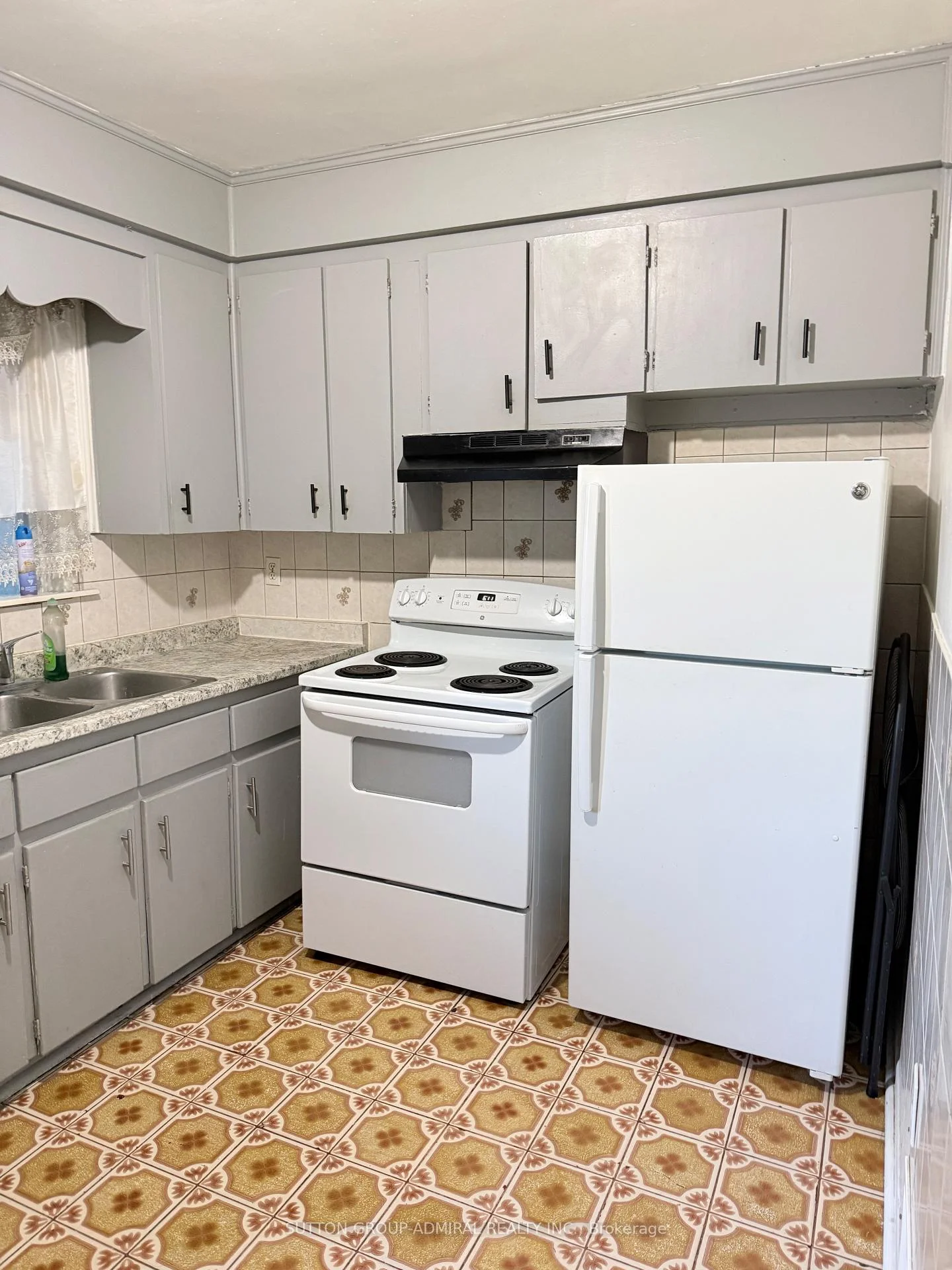 Photo 20 of Unit Main, 241 Dunraven Drive, Toronto, Keelesdale-Eglinton West — HOMEH