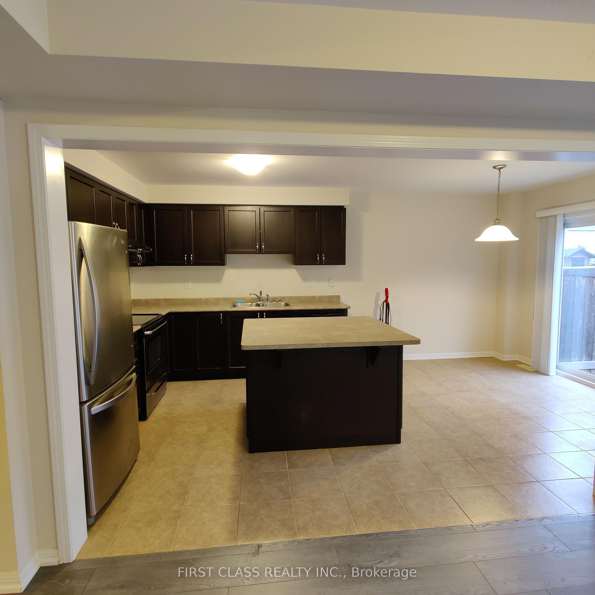 Photo 18 of 917 Farmstead Drive, Milton, Willmott — HOMEH