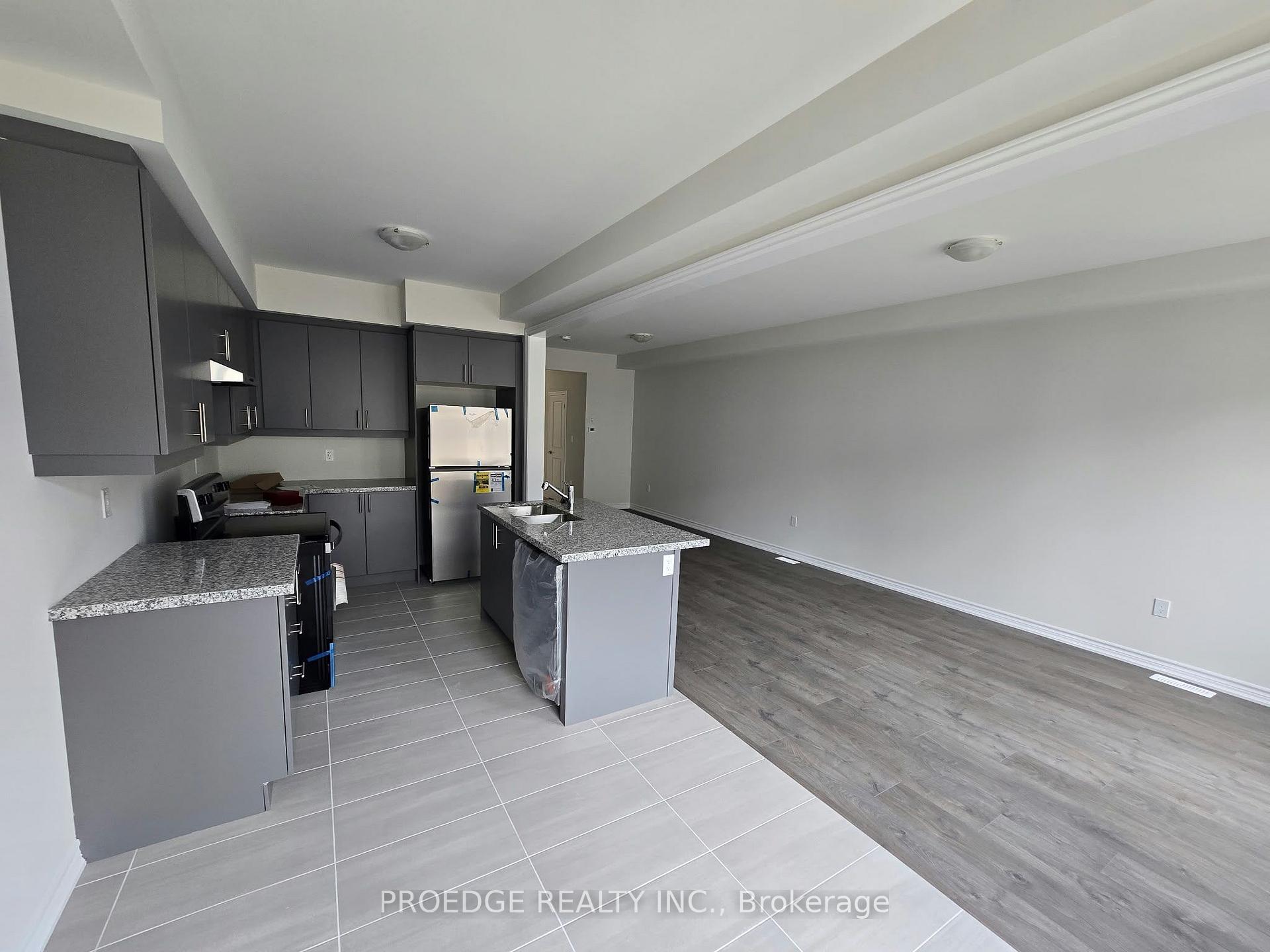 Photo 4 of 138 Periwinkle Crescent, Woodstock, Woodstock - North — HOMEH
