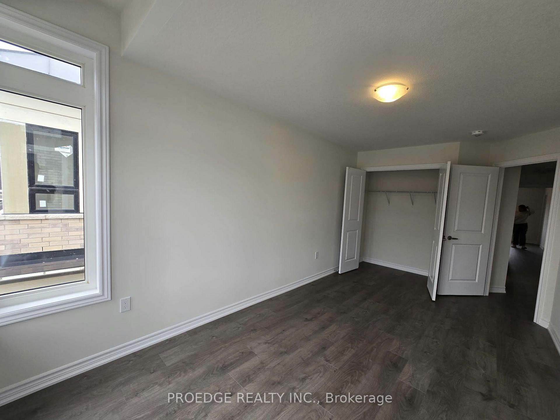 Photo 8 of 138 Periwinkle Crescent, Woodstock, Woodstock - North — HOMEH