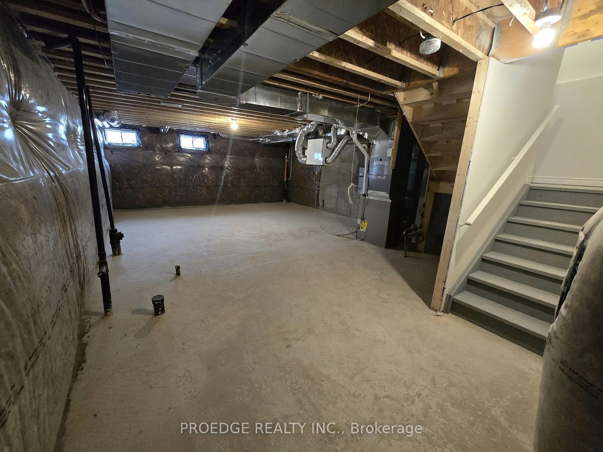 Photo 17 of 138 Periwinkle Crescent, Woodstock, Woodstock - North — HOMEH