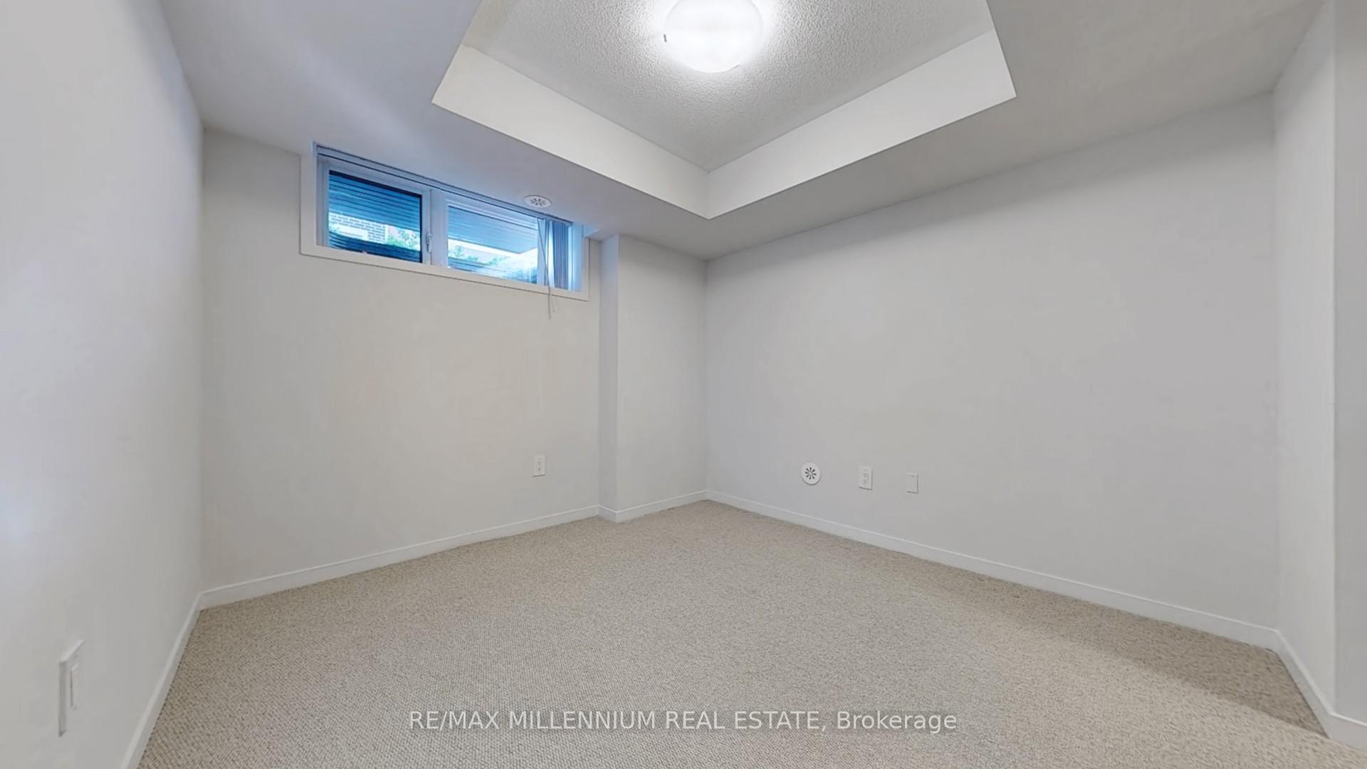 Photo 20 of Unit 64, 31 Honeycrisp Crescent, Vaughan, Vaughan Corporate Centre — HOMEH