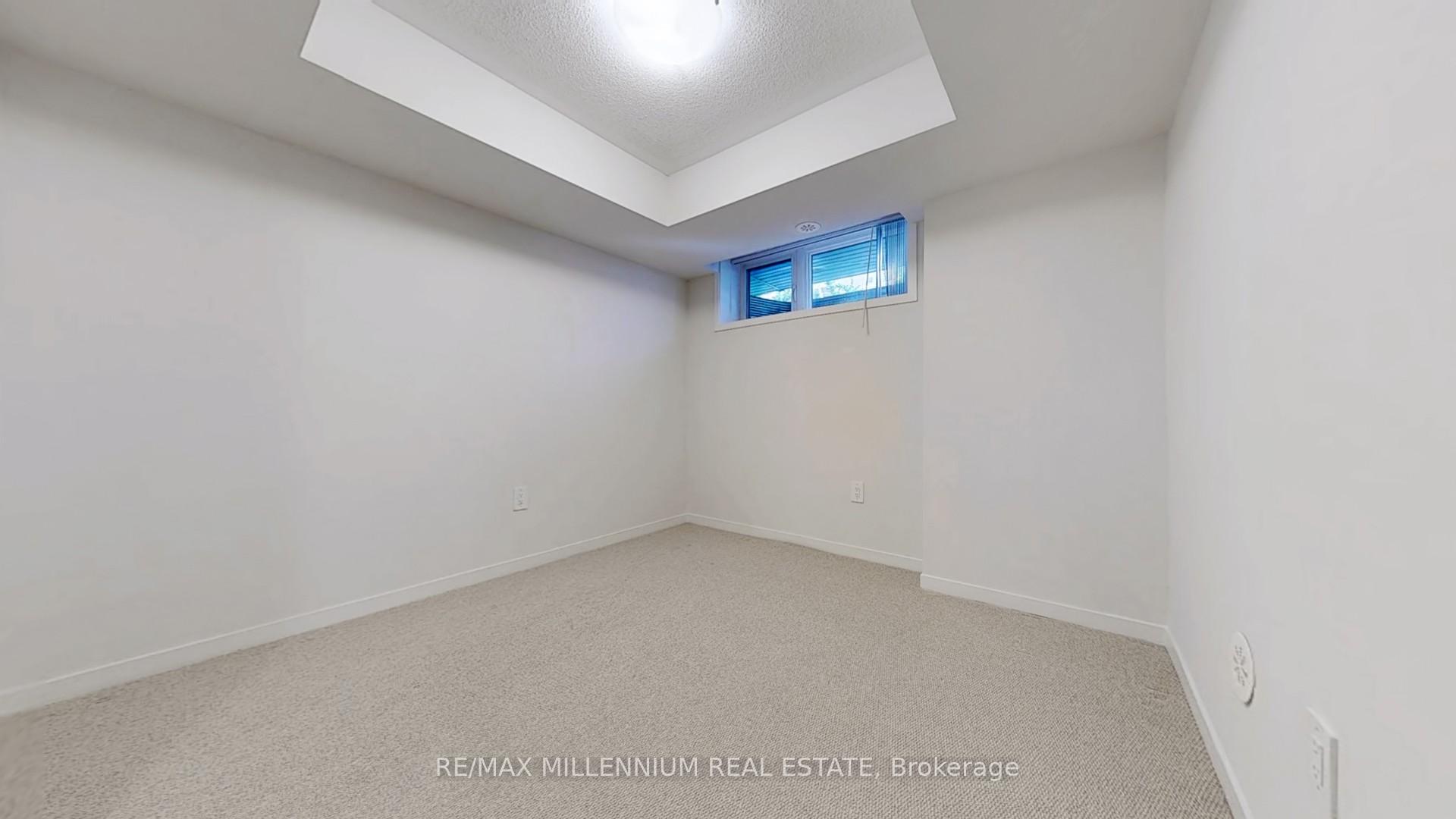 Photo 22 of Unit 64, 31 Honeycrisp Crescent, Vaughan, Vaughan Corporate Centre — HOMEH