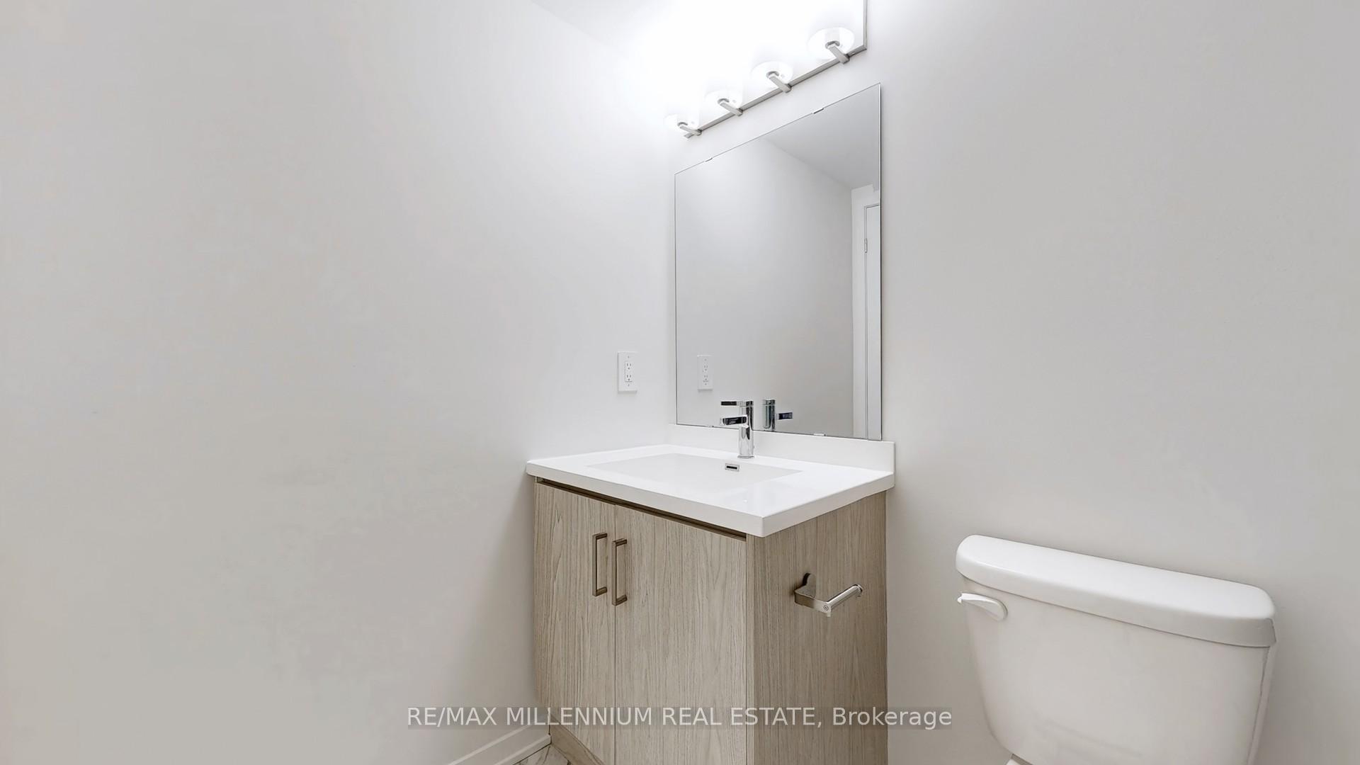 Photo 25 of Unit 64, 31 Honeycrisp Crescent, Vaughan, Vaughan Corporate Centre — HOMEH