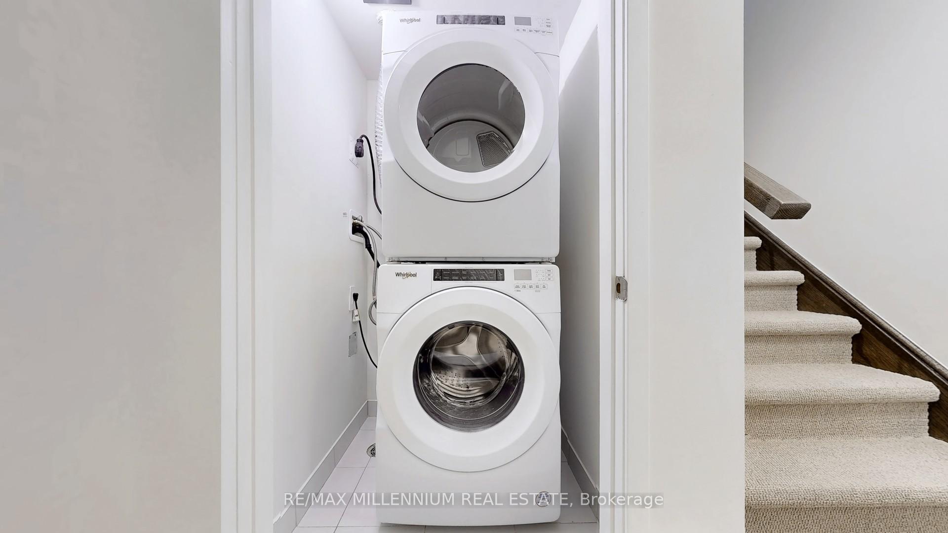 Photo 31 of Unit 64, 31 Honeycrisp Crescent, Vaughan, Vaughan Corporate Centre — HOMEH