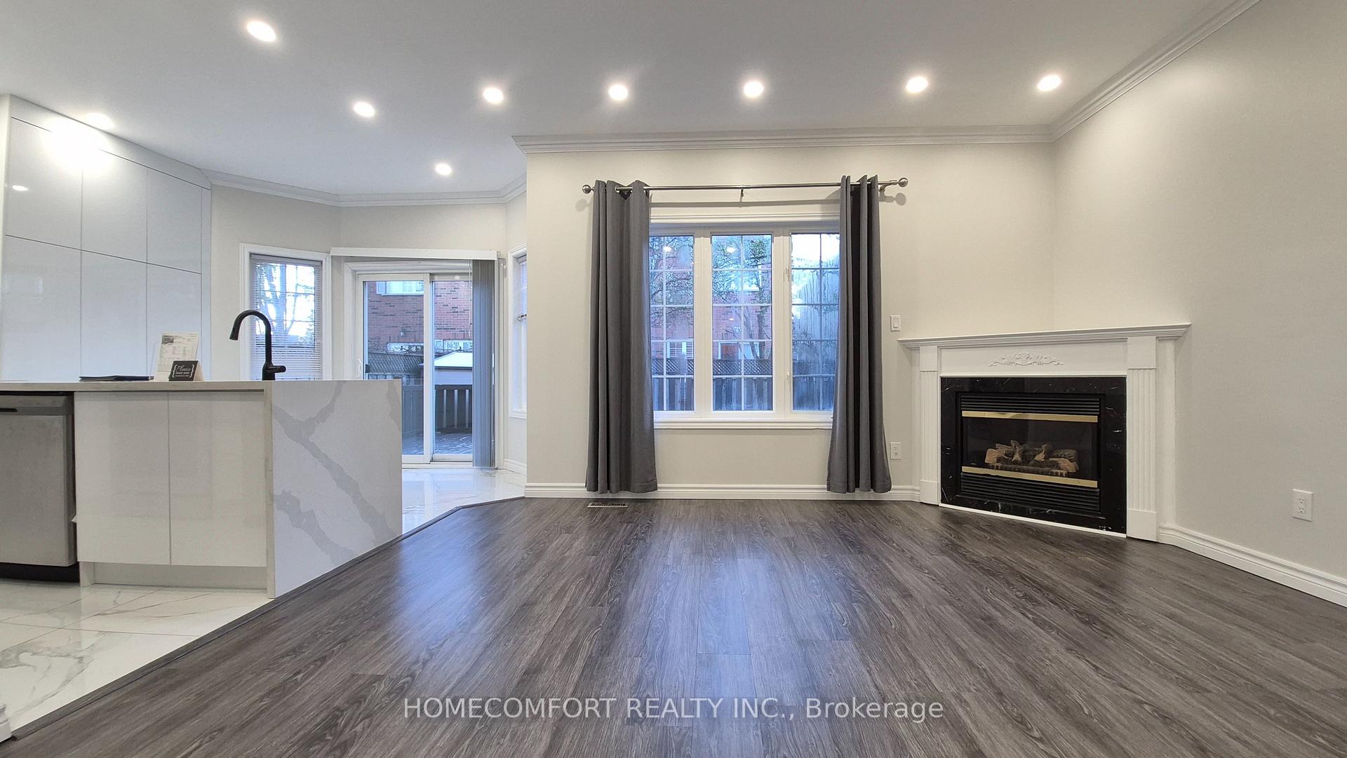 Photo 4 of 4 Caymus Street, Richmond Hill, Langstaff — HOMEH